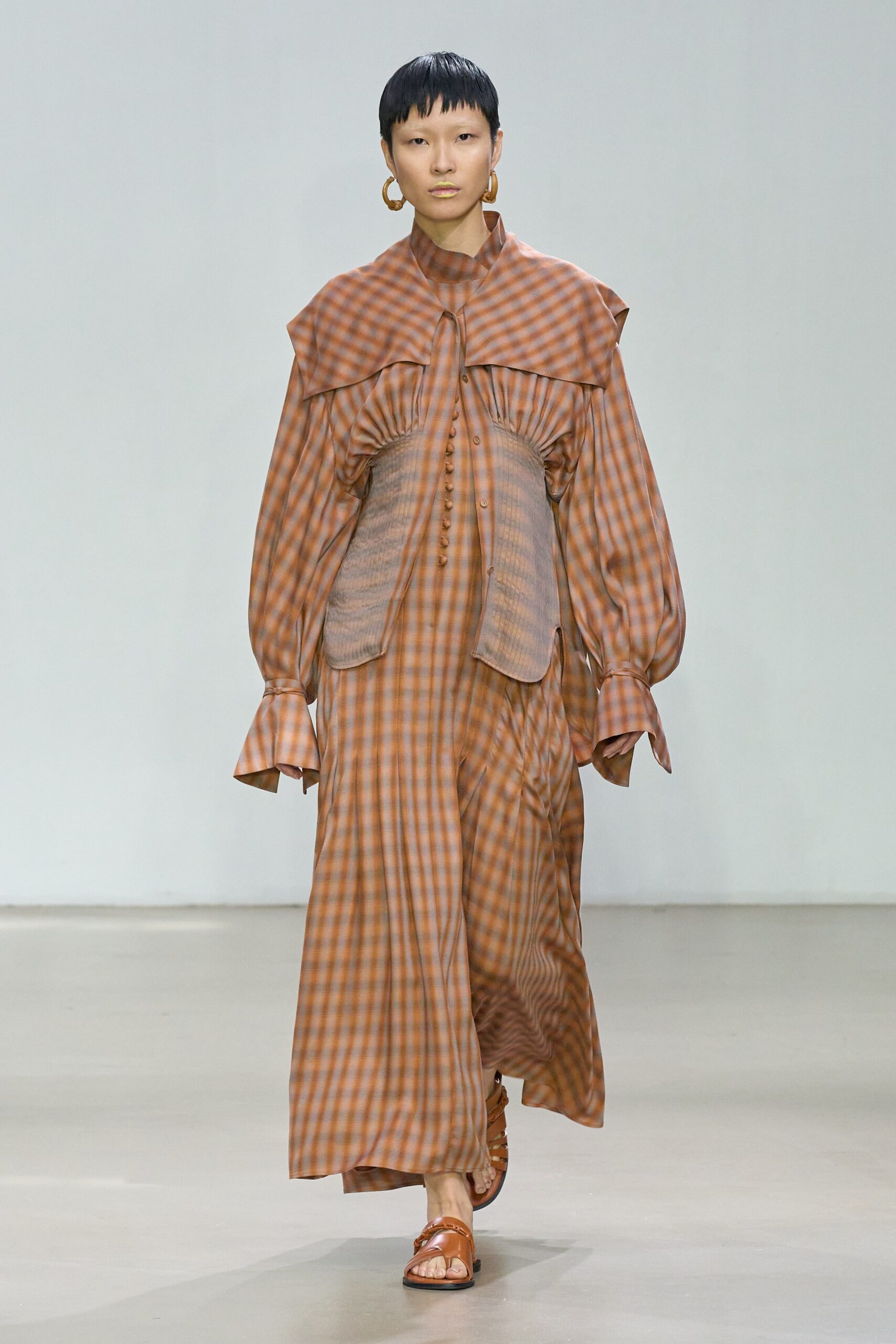 Mame Kurogouchi S/S 23 Look 24
