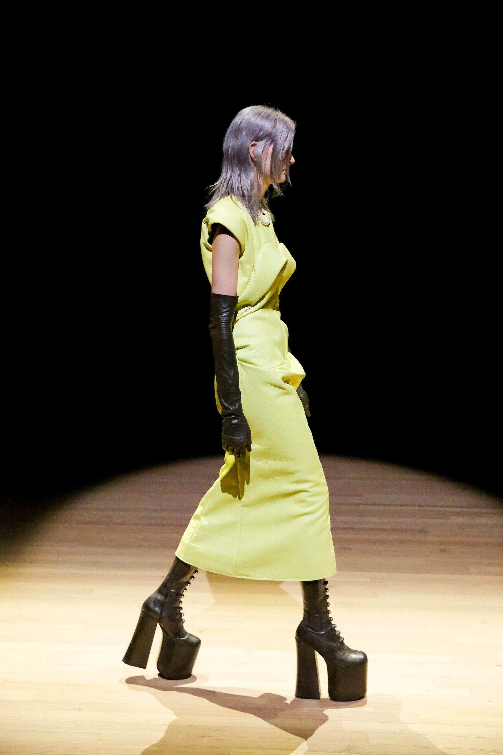 Marc Jacobs S/S 23 Look 24