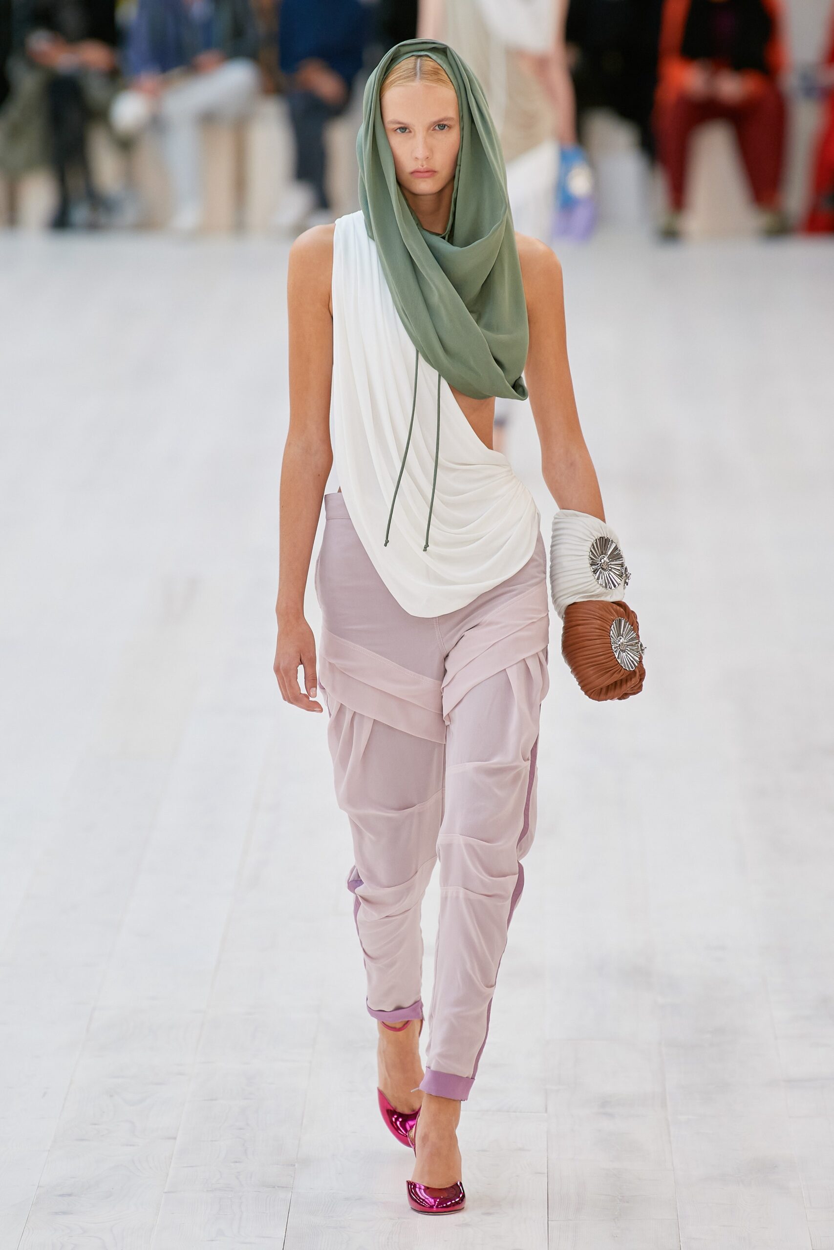 Loewe S/S 22 Look 25