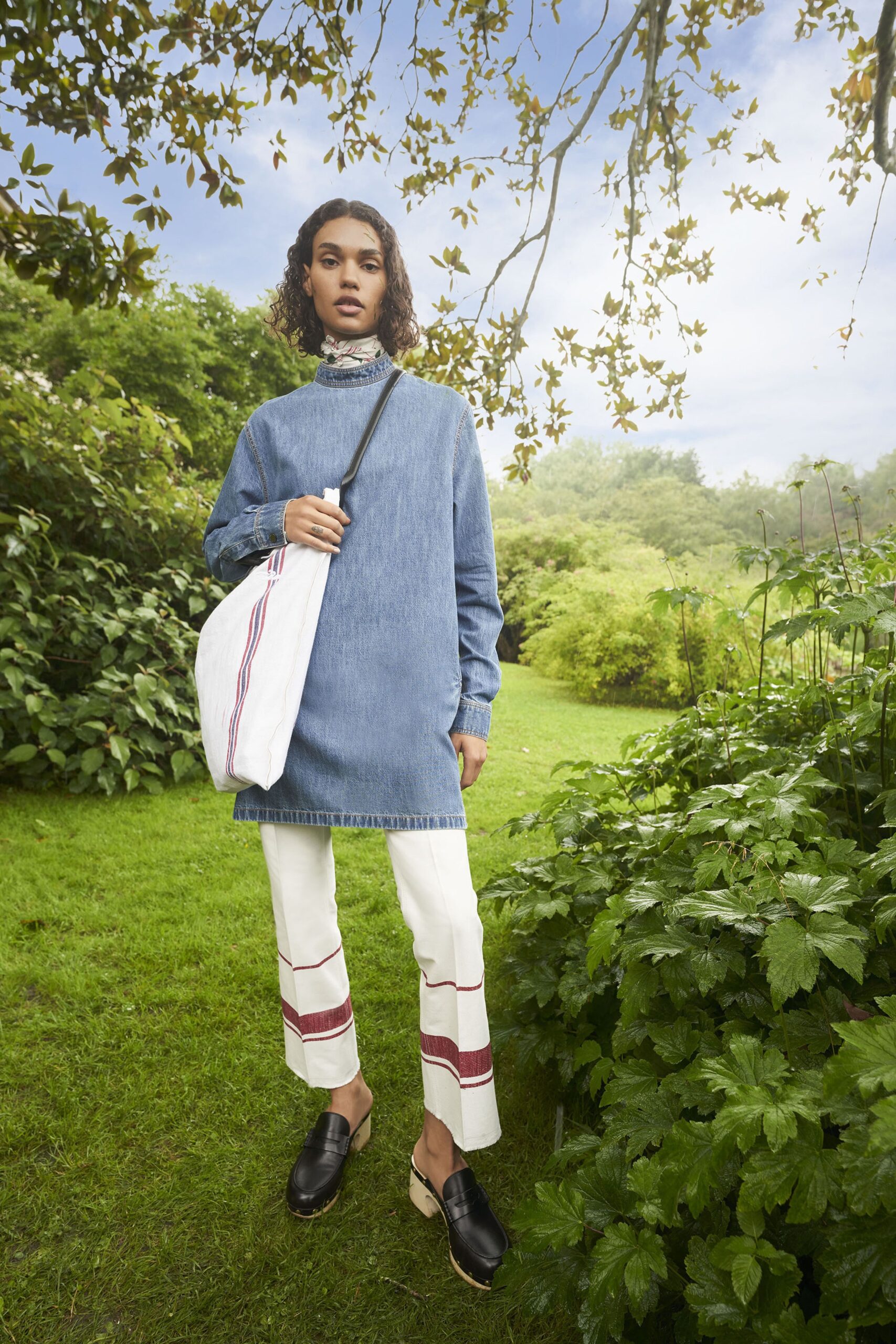 Longchamp S/S 22 Look 24