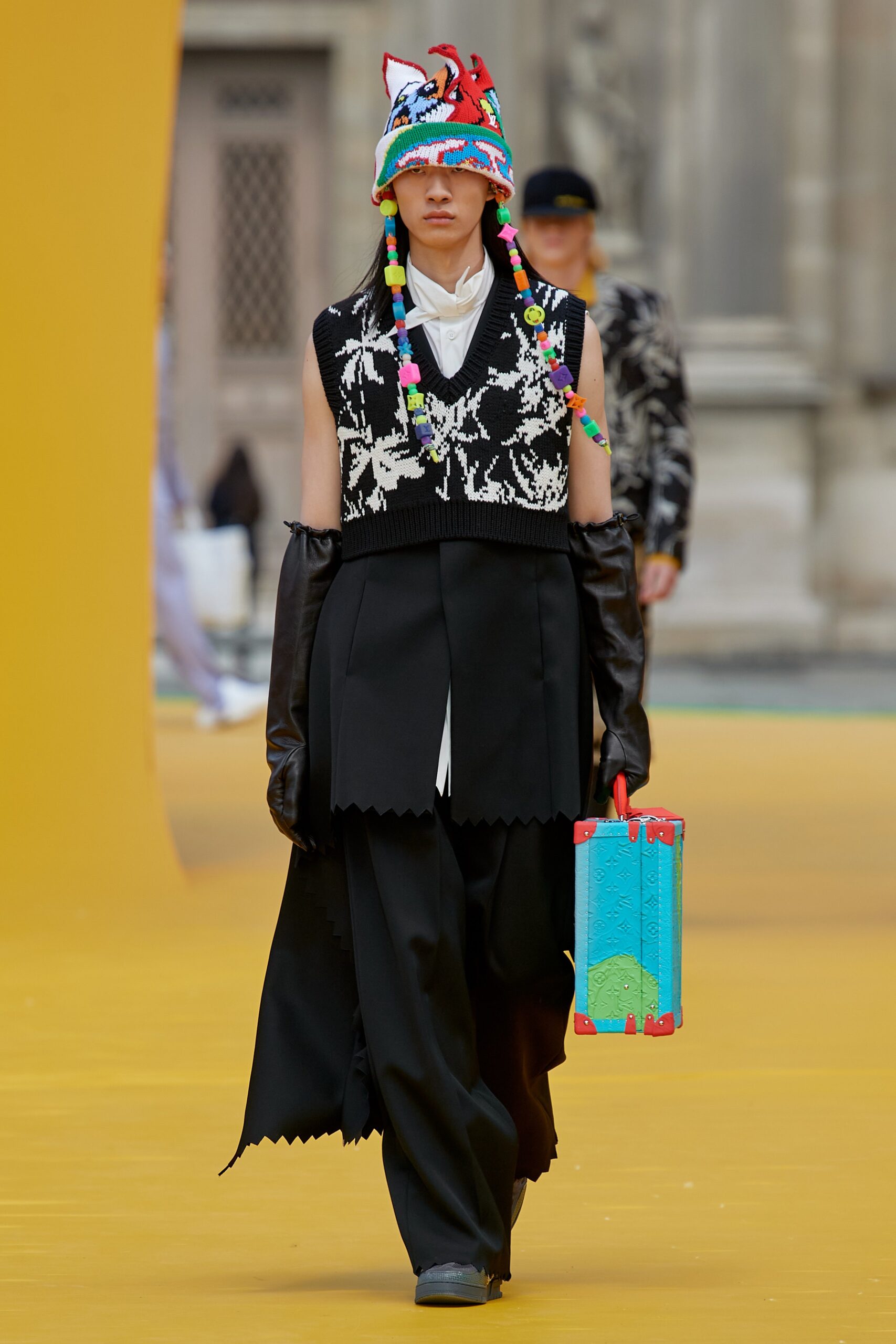 Louis Vuitton S/S 23 Menswear Look 20