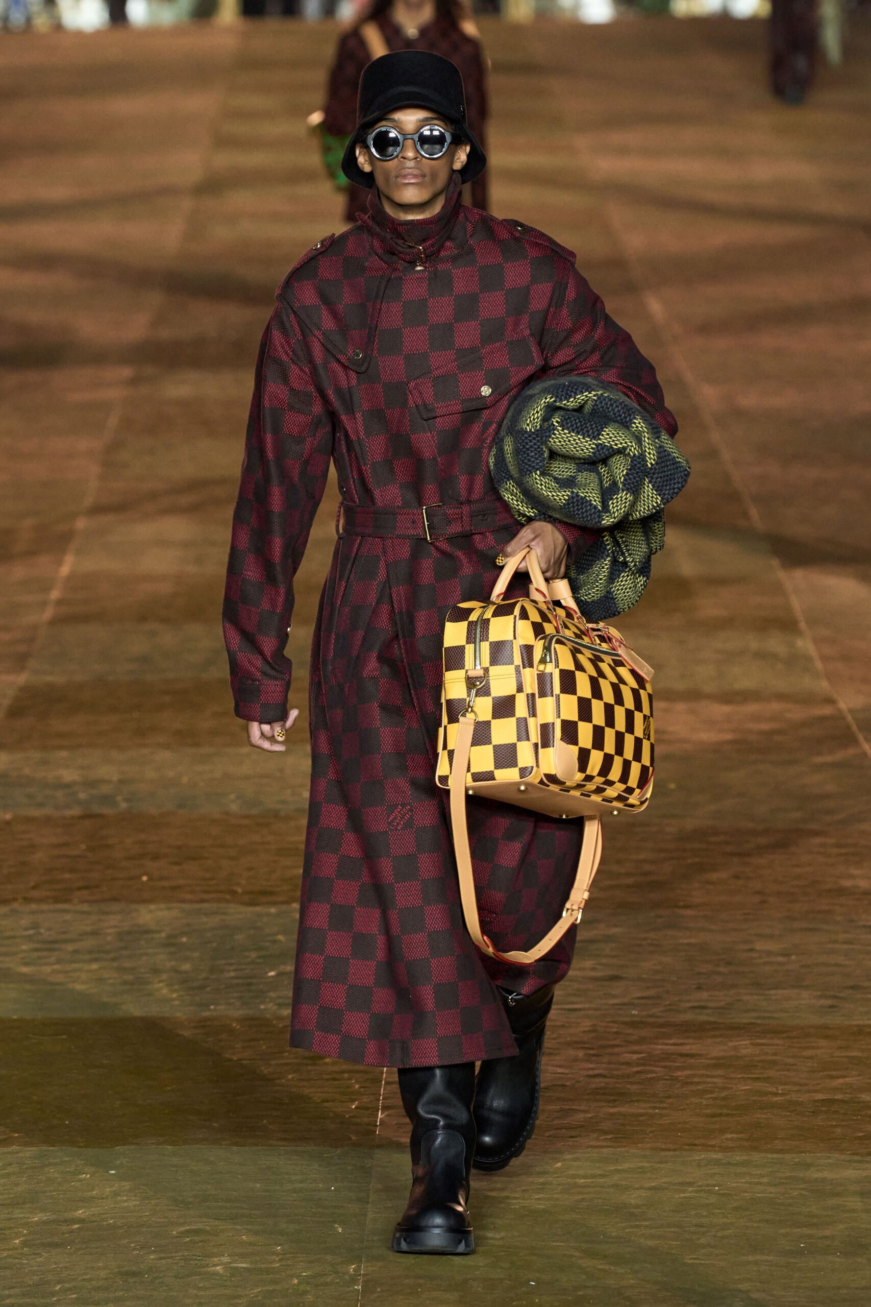 Louis Vuitton S/S 24 Menswear Look 25