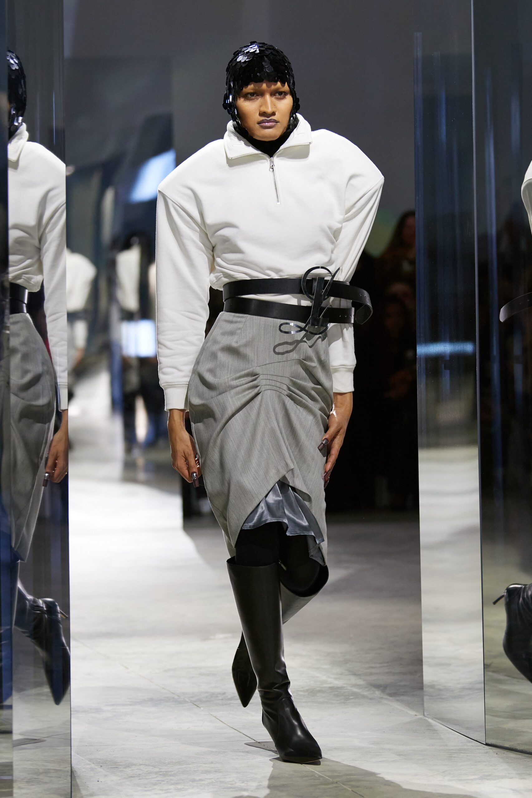 Luar F/W 23 Look 25