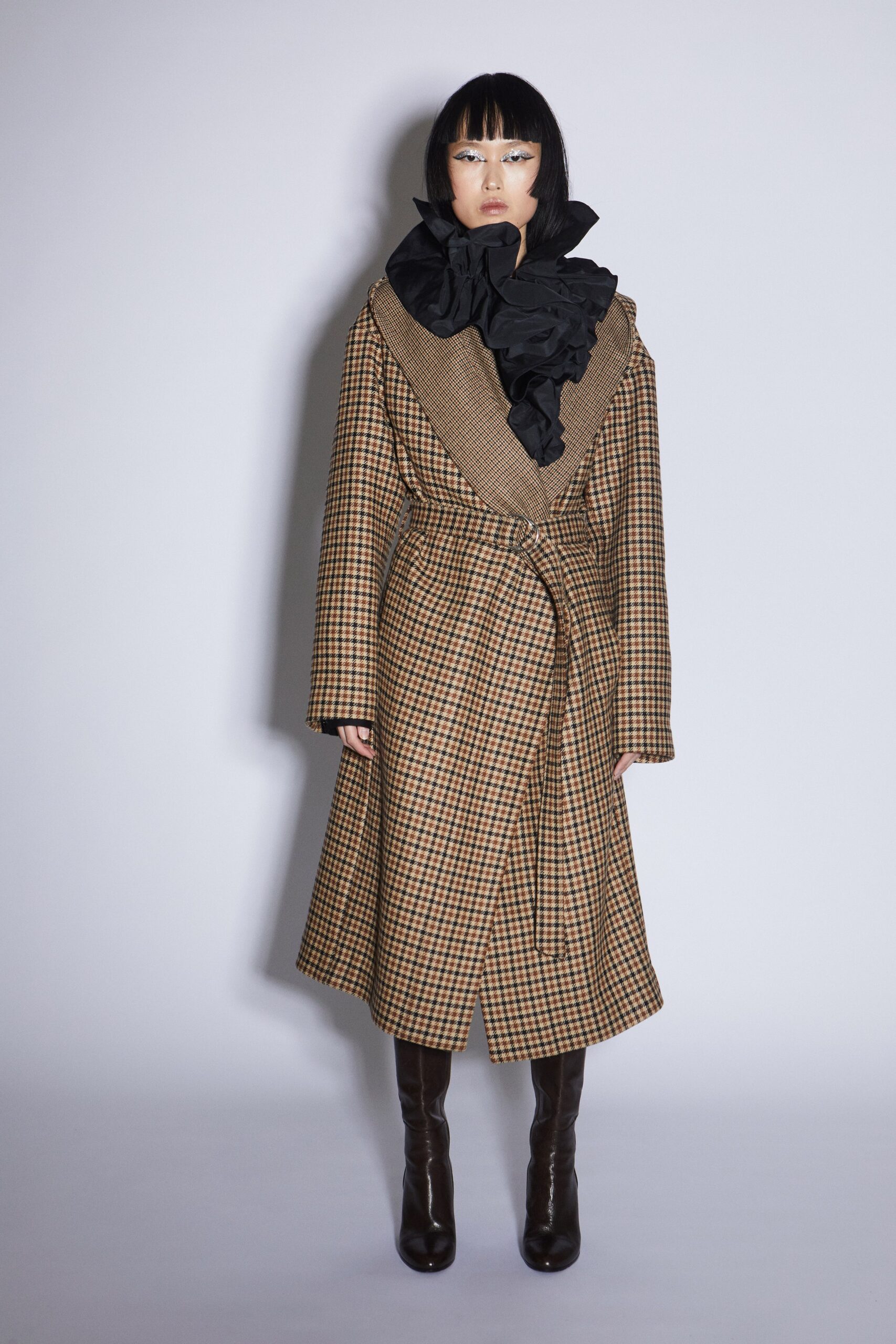 Lutz Huelle F/W 22 Look 24