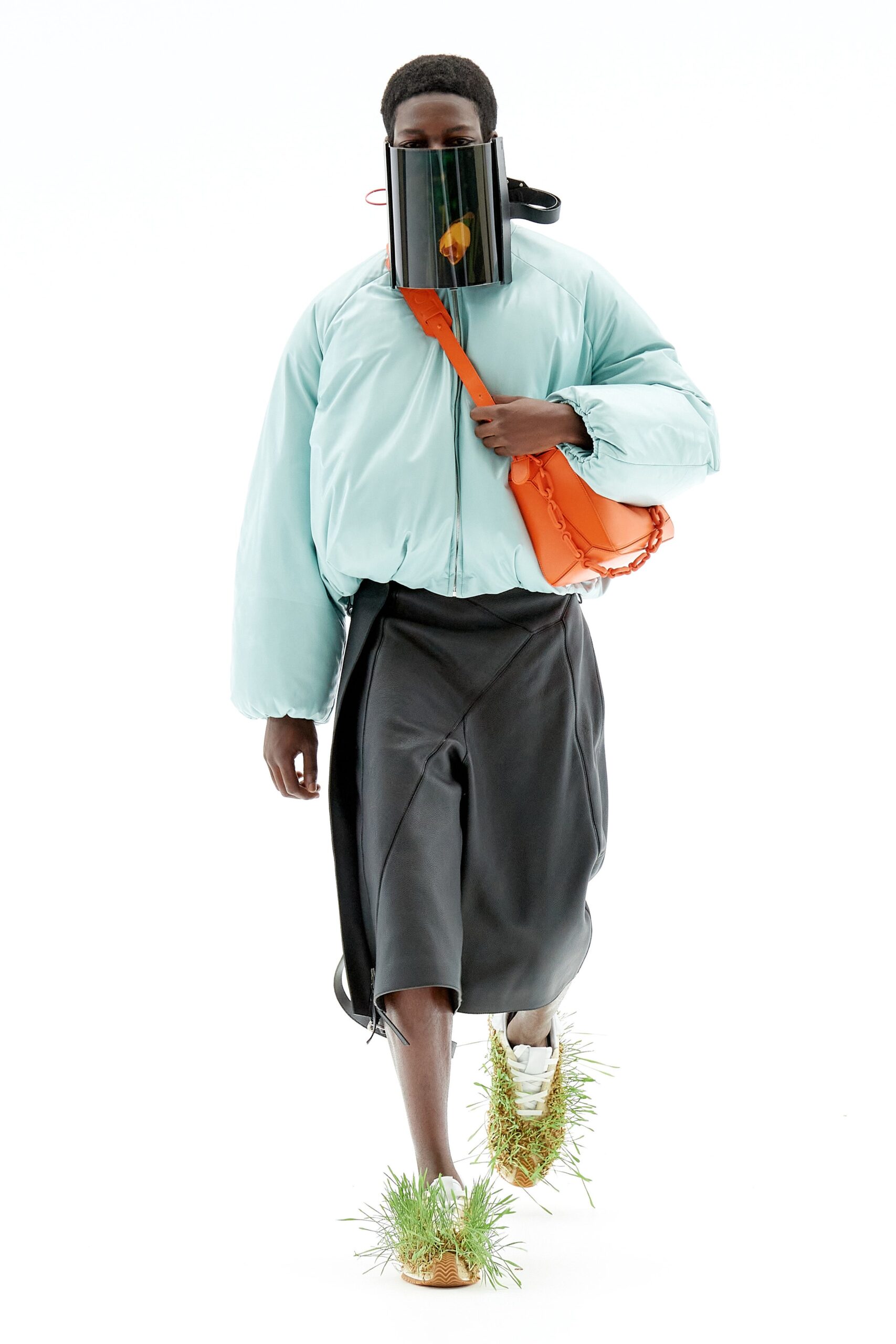 Loewe S/S 23 Menswear Look 26