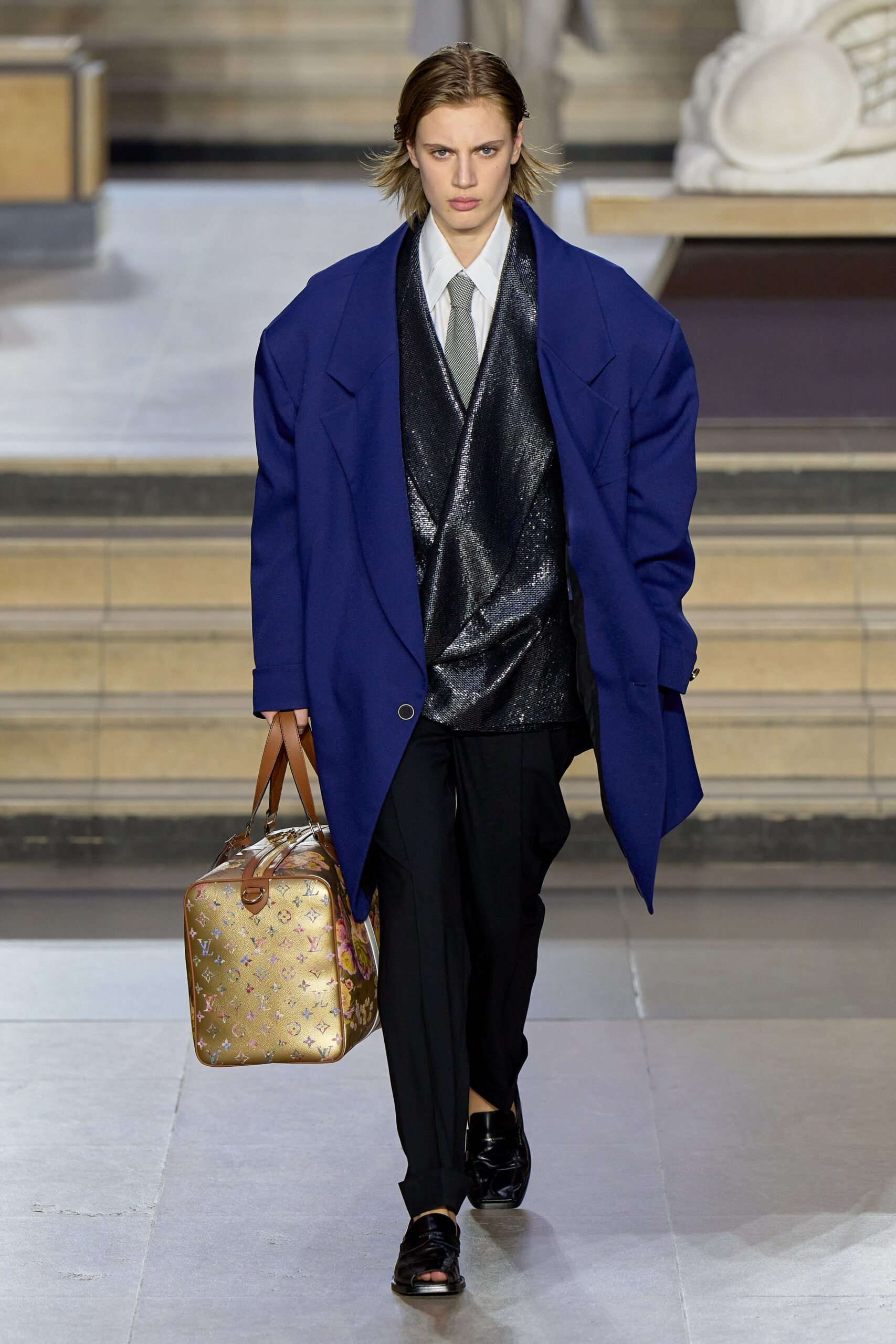 Louis Vuitton F/W 22 Look 27
