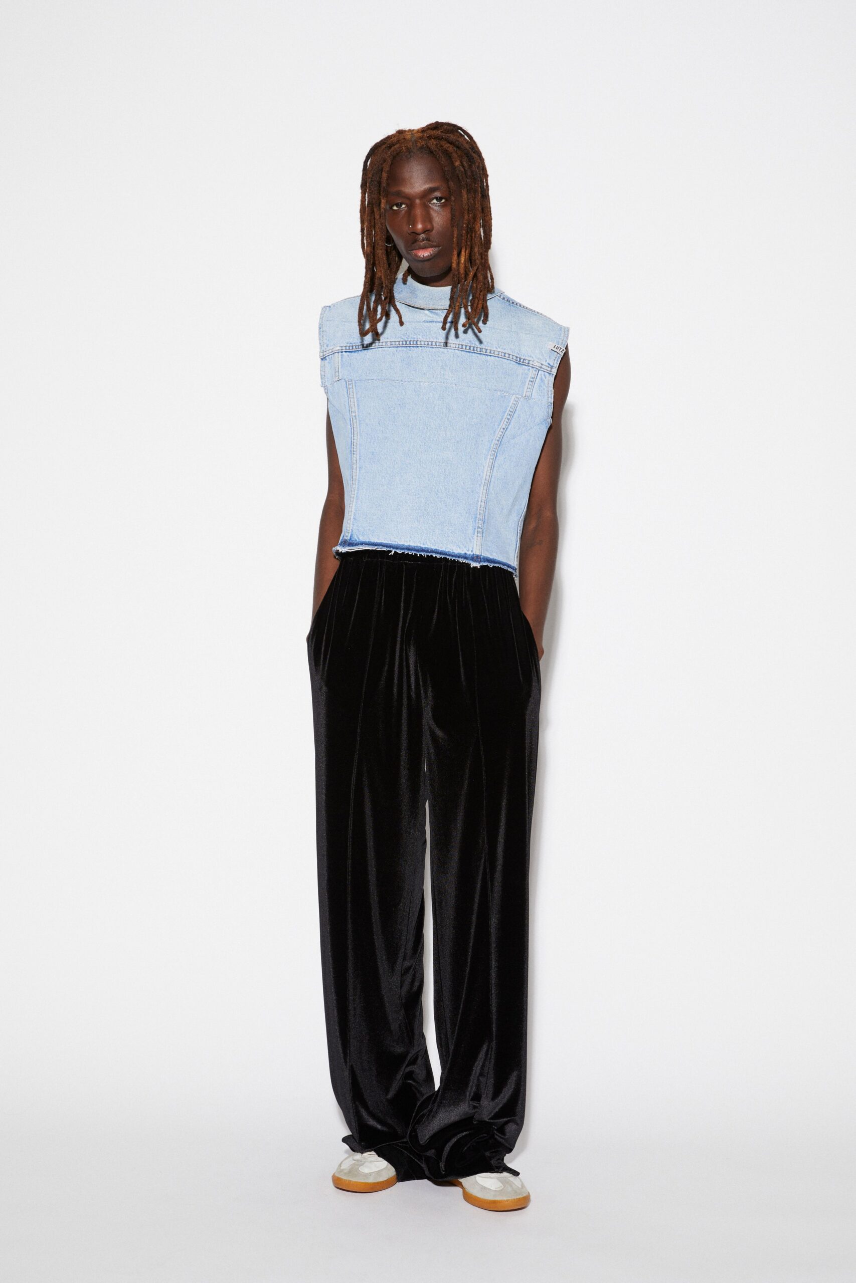 Lutz Huelle F/W 23 Look 26