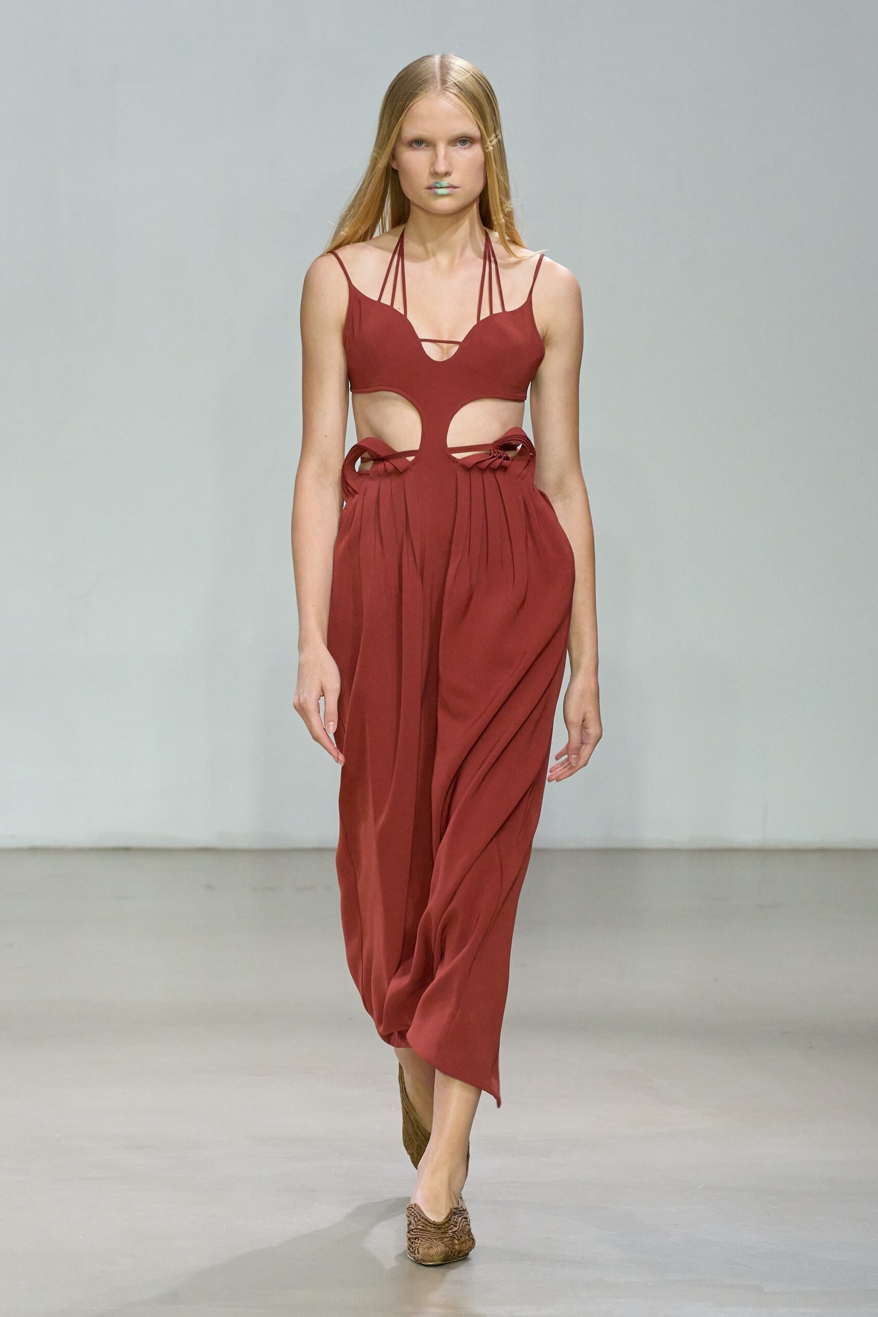 Mame Kurogouchi S/S 23 Look 26