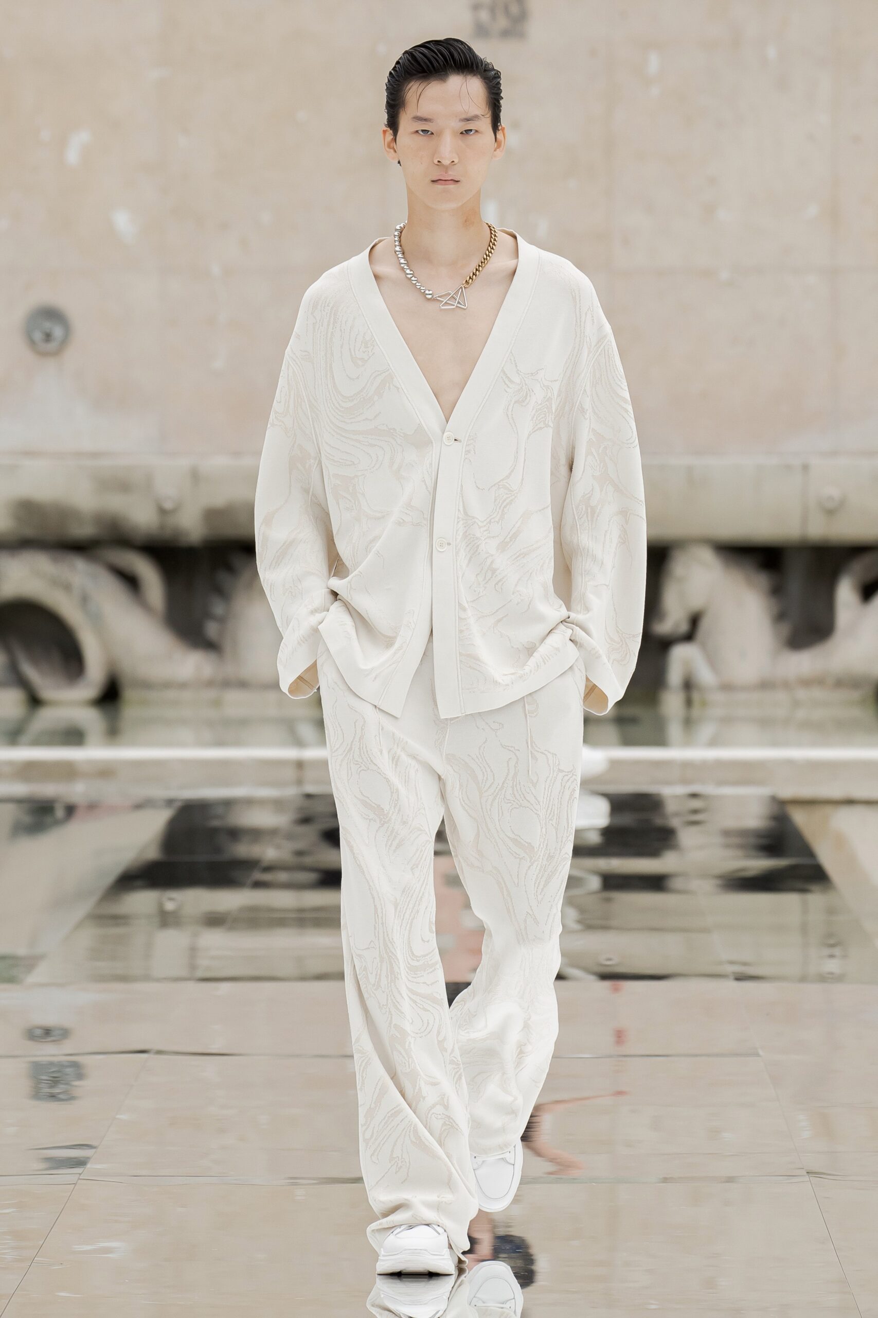 LGN Louis Gabriel Nouchi S/S 22 Menswear Look 27