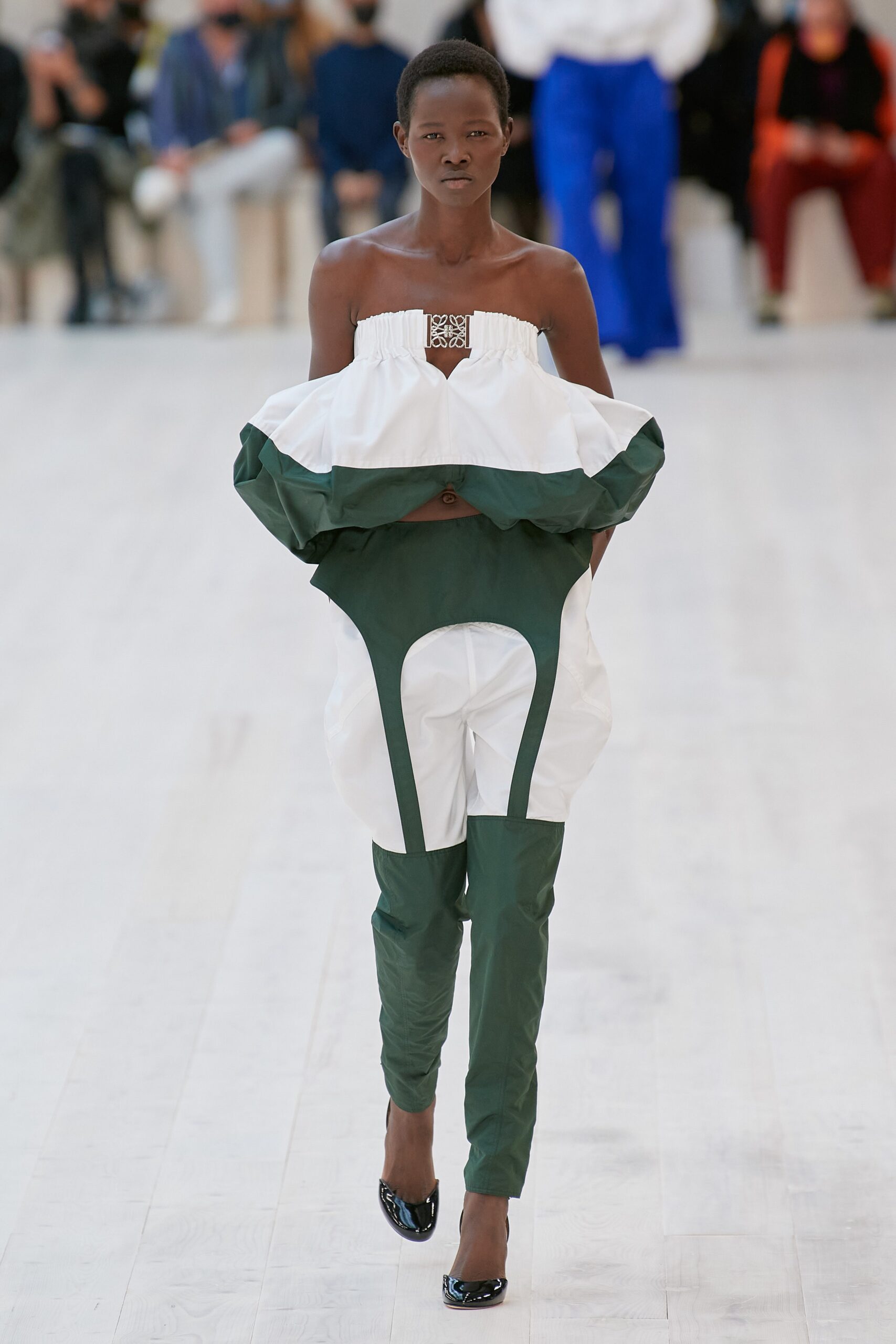 Loewe S/S 22 Look 27