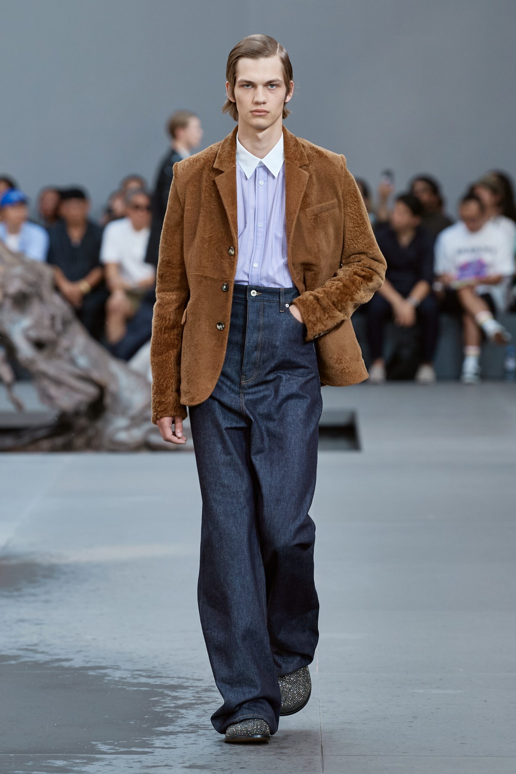 Loewe S/S 24 Menswear Look 27