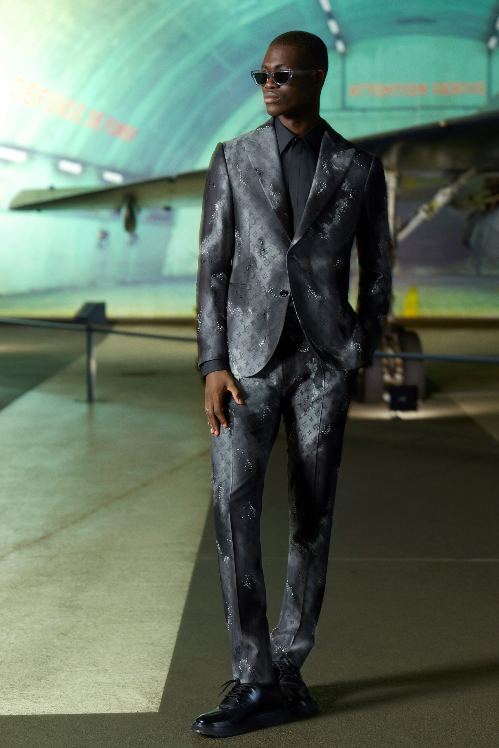 Louis Vuitton F/W 21 Look 28