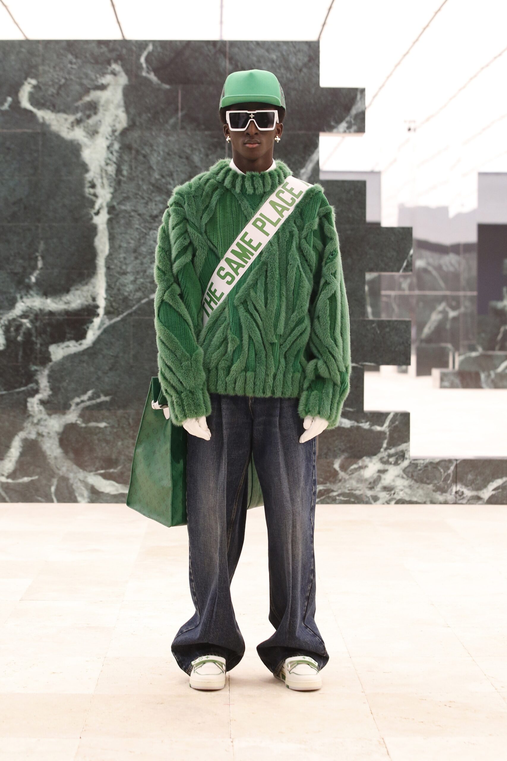 Louis Vuitton F/W 21 Menswear Look 29