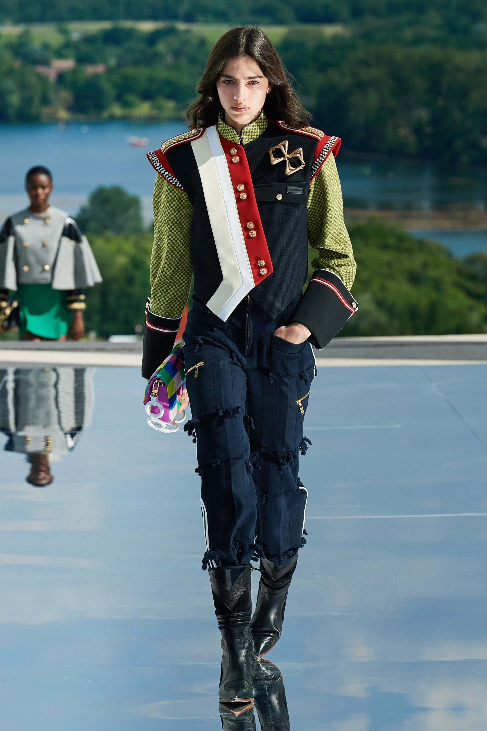 Louis Vuitton Resort 22 Look 29