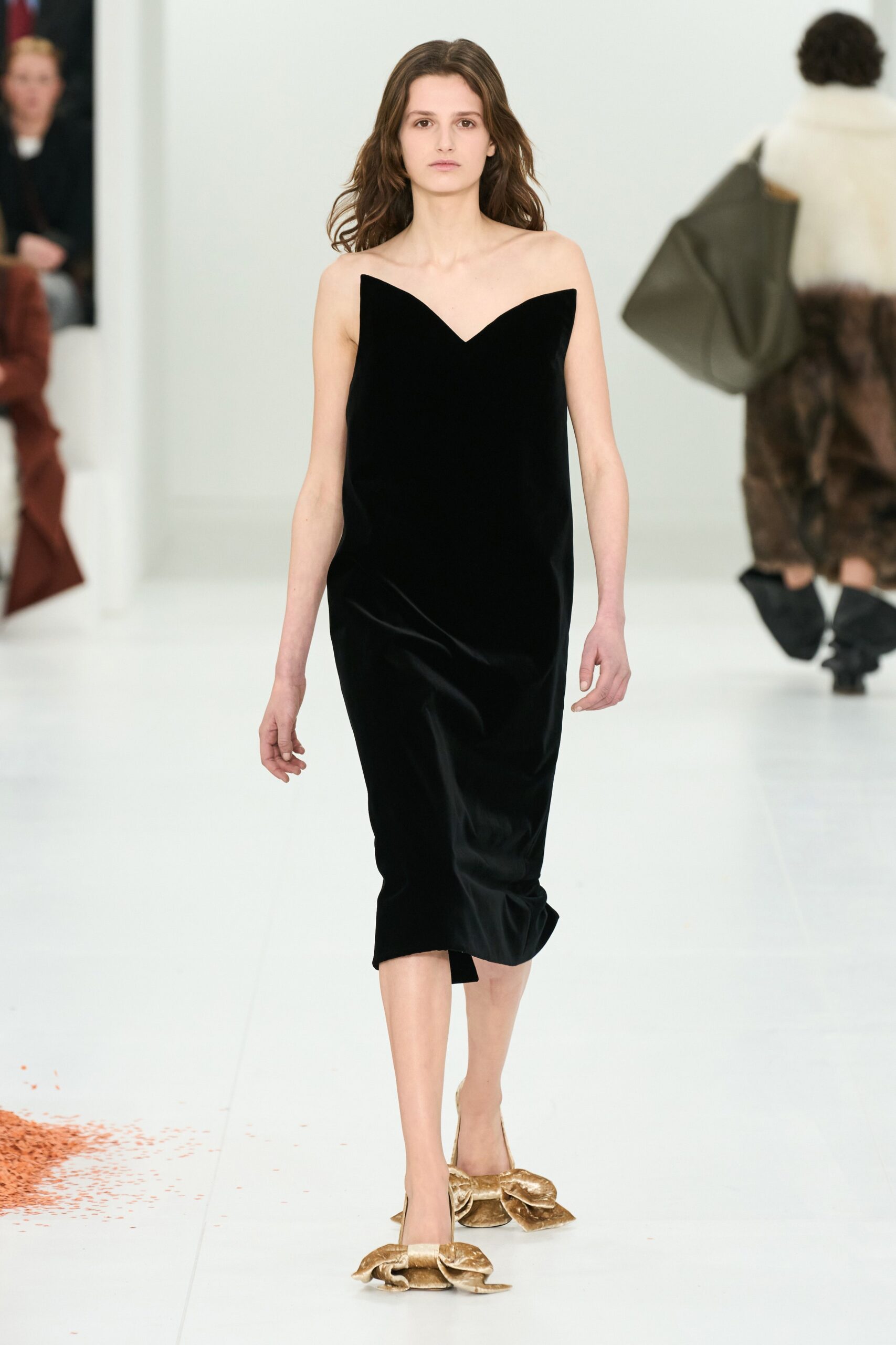 Loewe F/W 23 Look 29