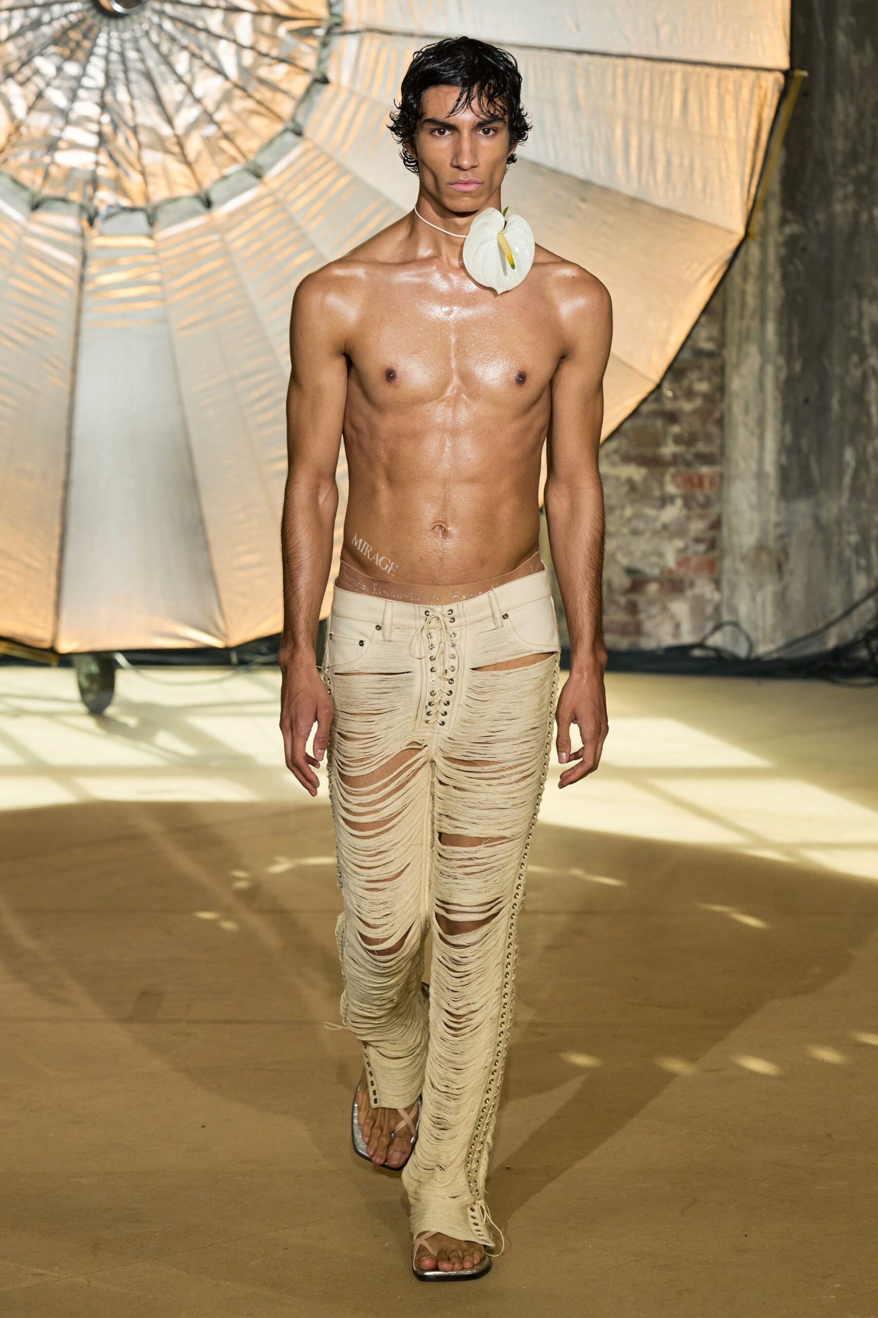 Ludovic de Saint Sernin S/S 23 Look 29