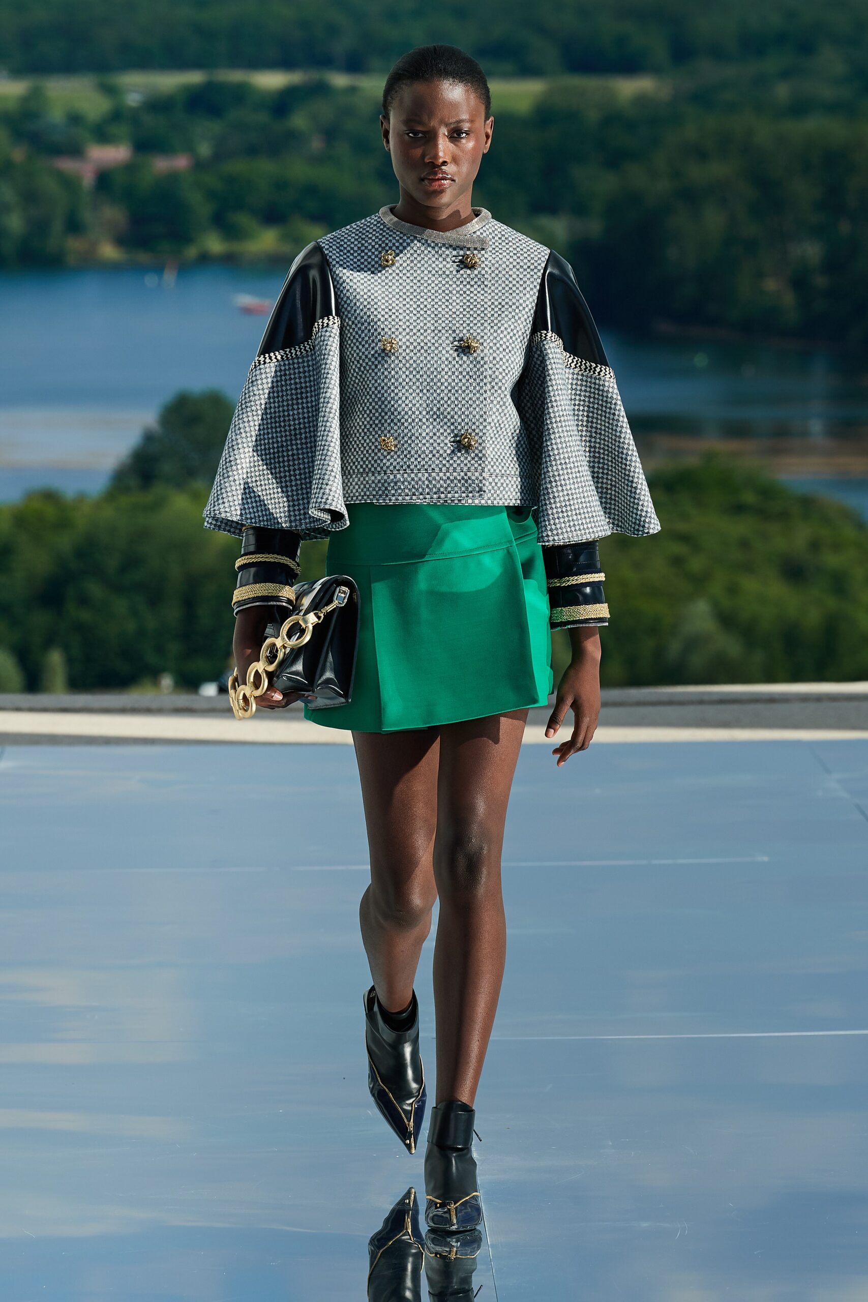 Louis Vuitton Resort 22 Look 30