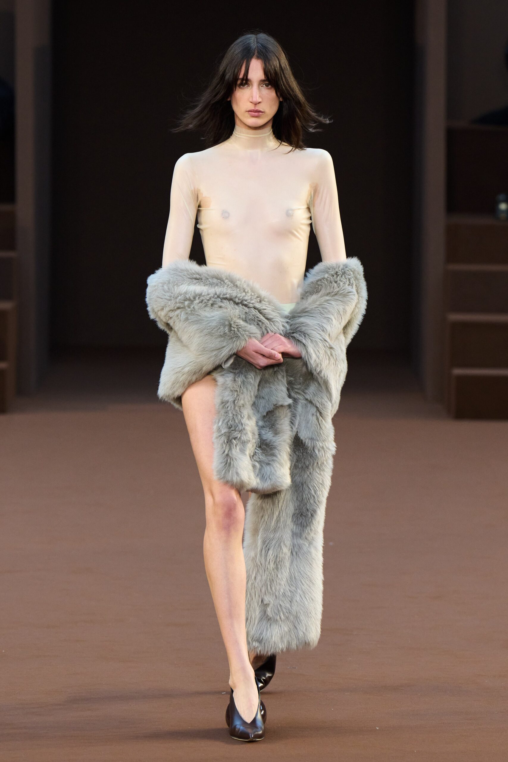 Loewe F/W 22 Look 30