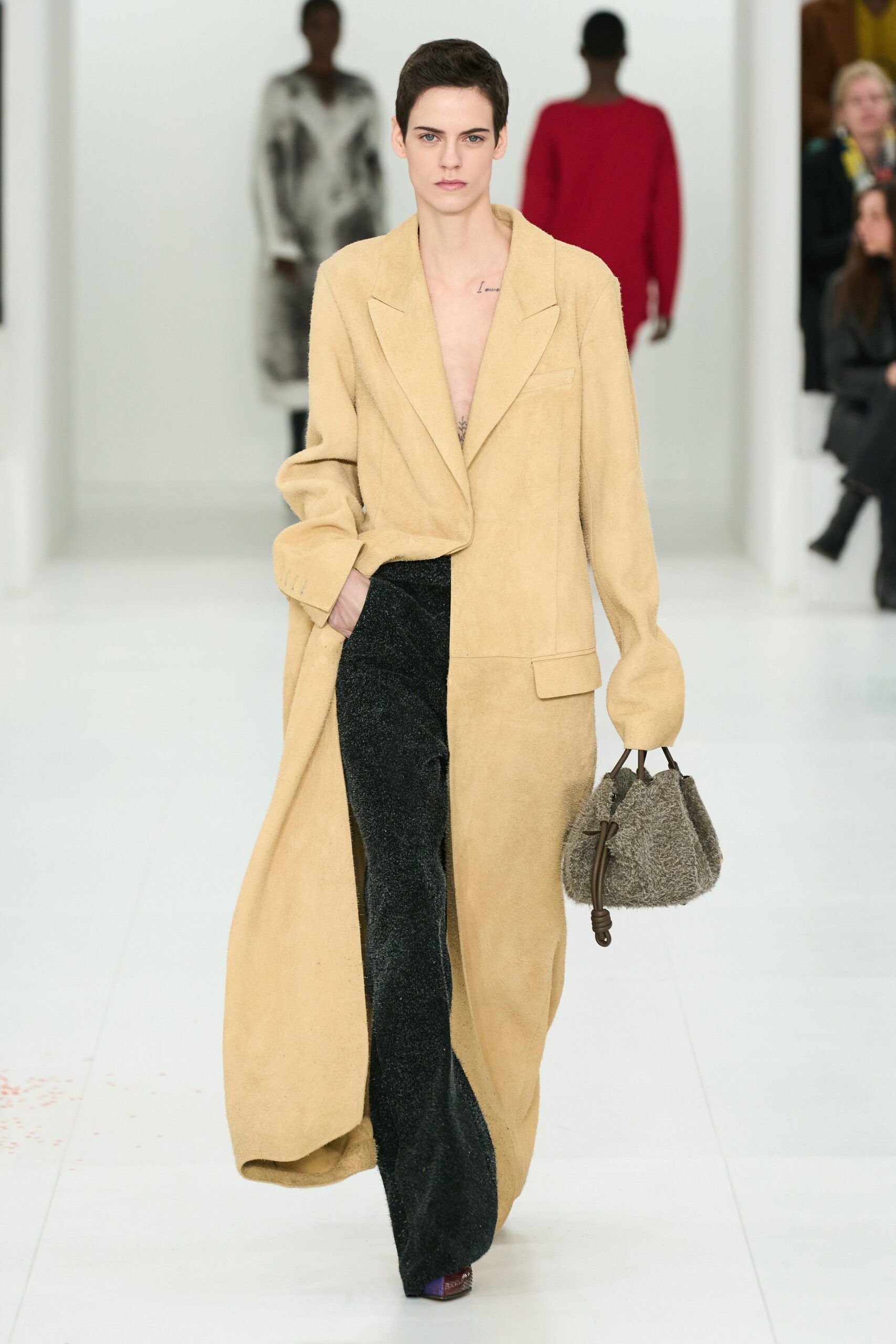 Loewe F/W 23 Look 30