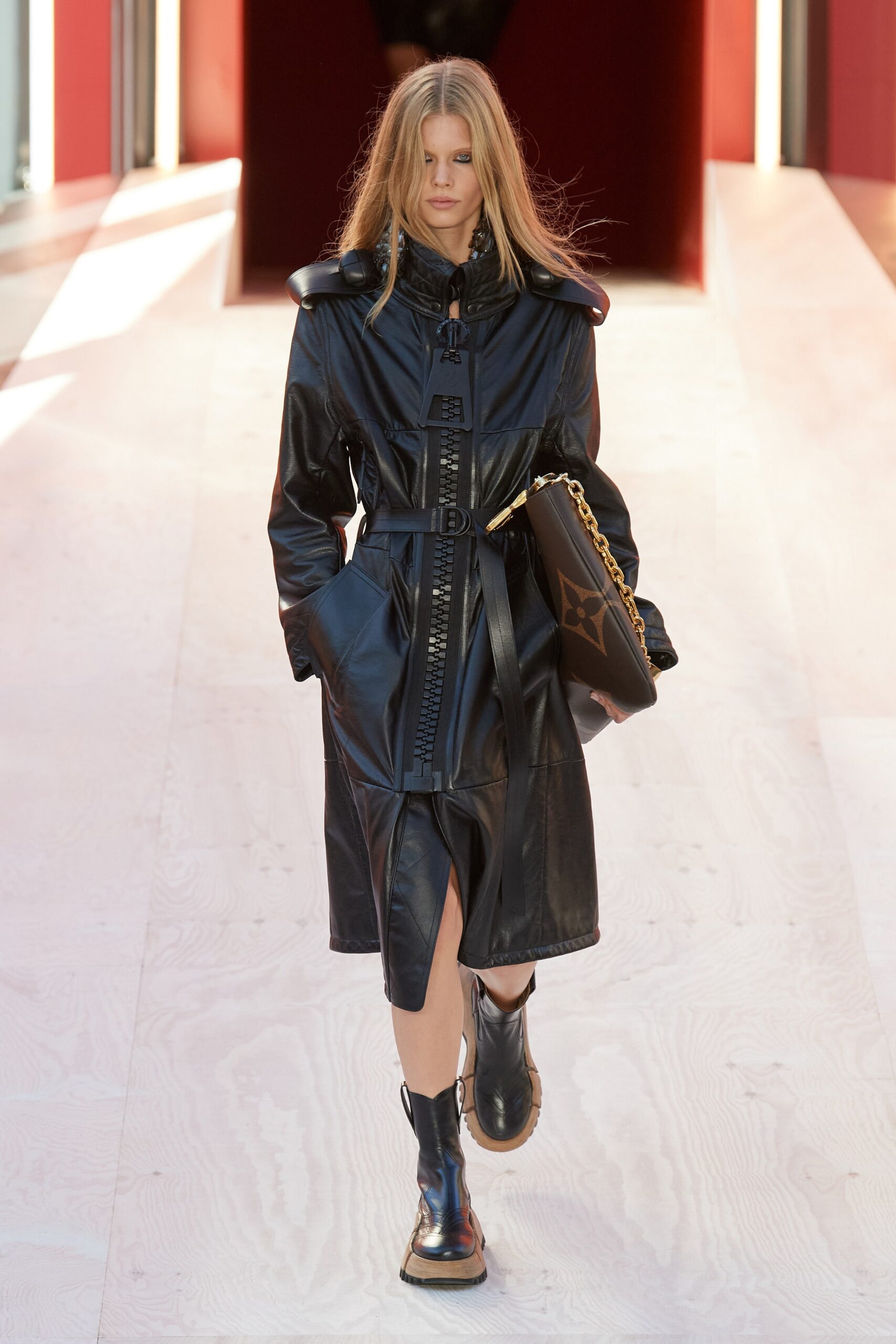 Louis Vuitton S/S 23 Look 30