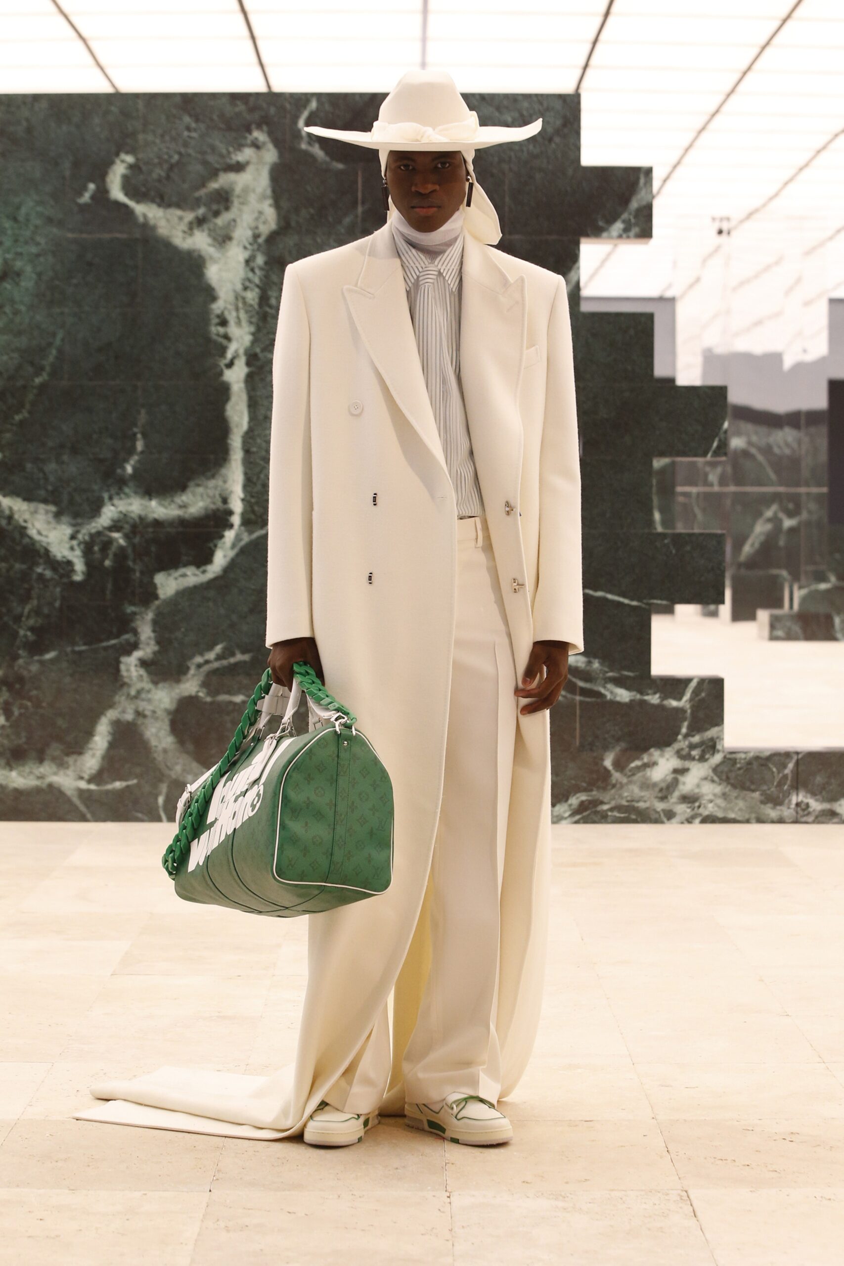 Louis Vuitton F/W 21 Menswear Look 31