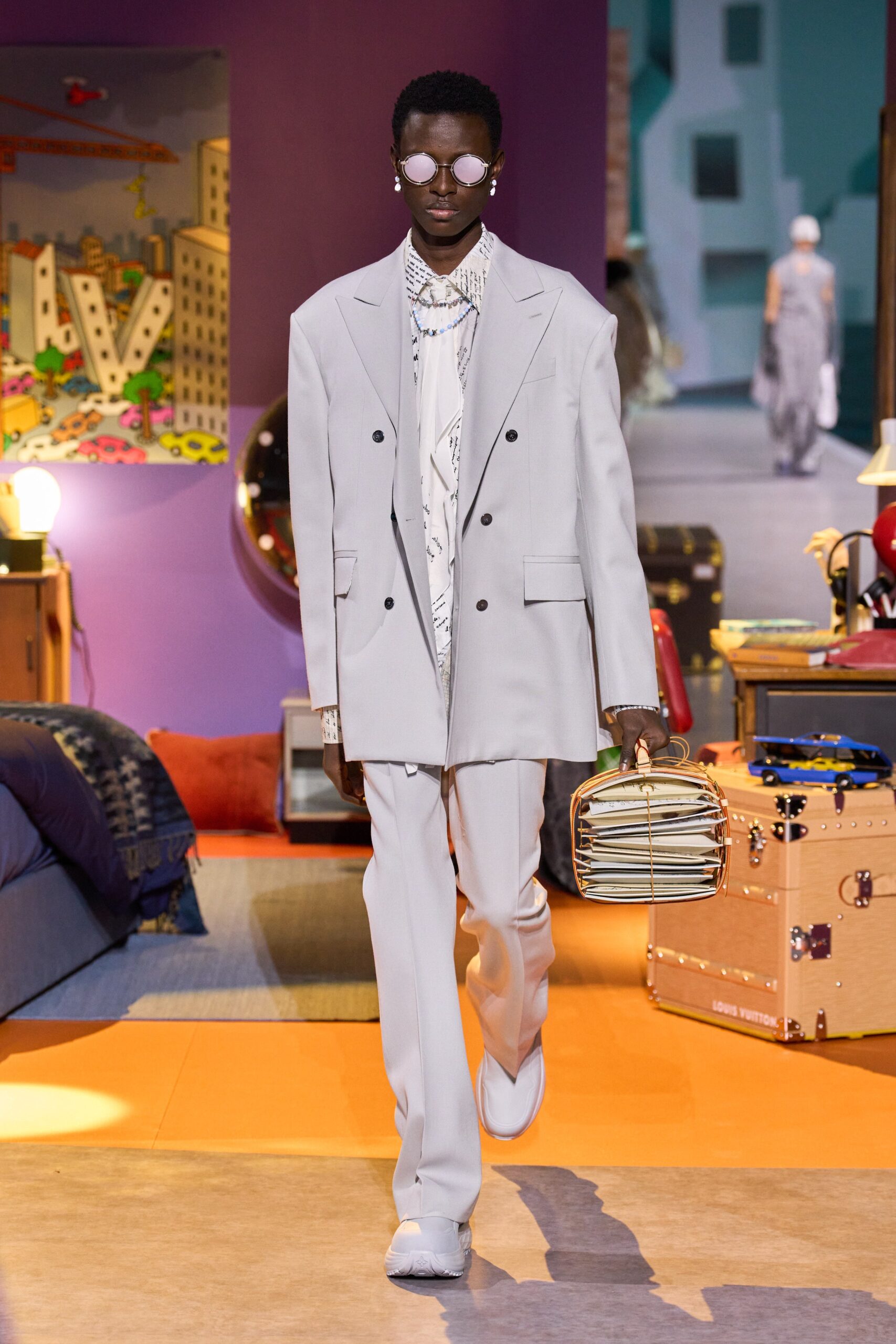 Louis Vuitton F/W 23 Menswear Look 31