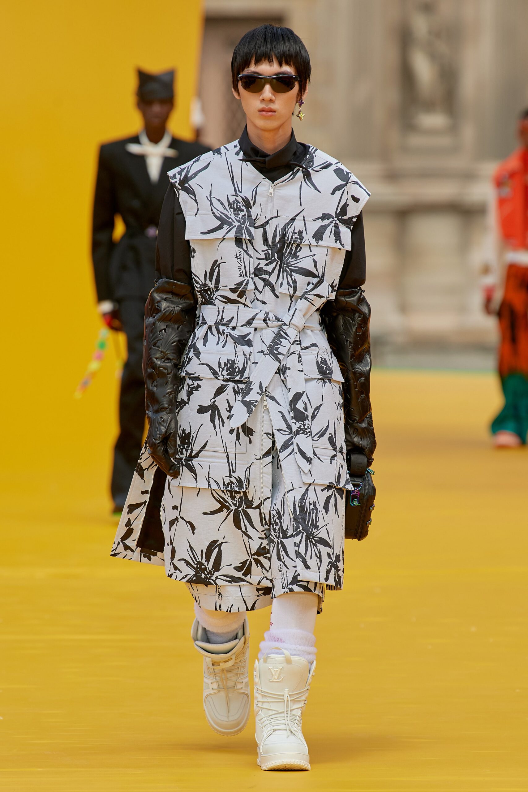 Louis Vuitton S/S 23 Menswear Look 26