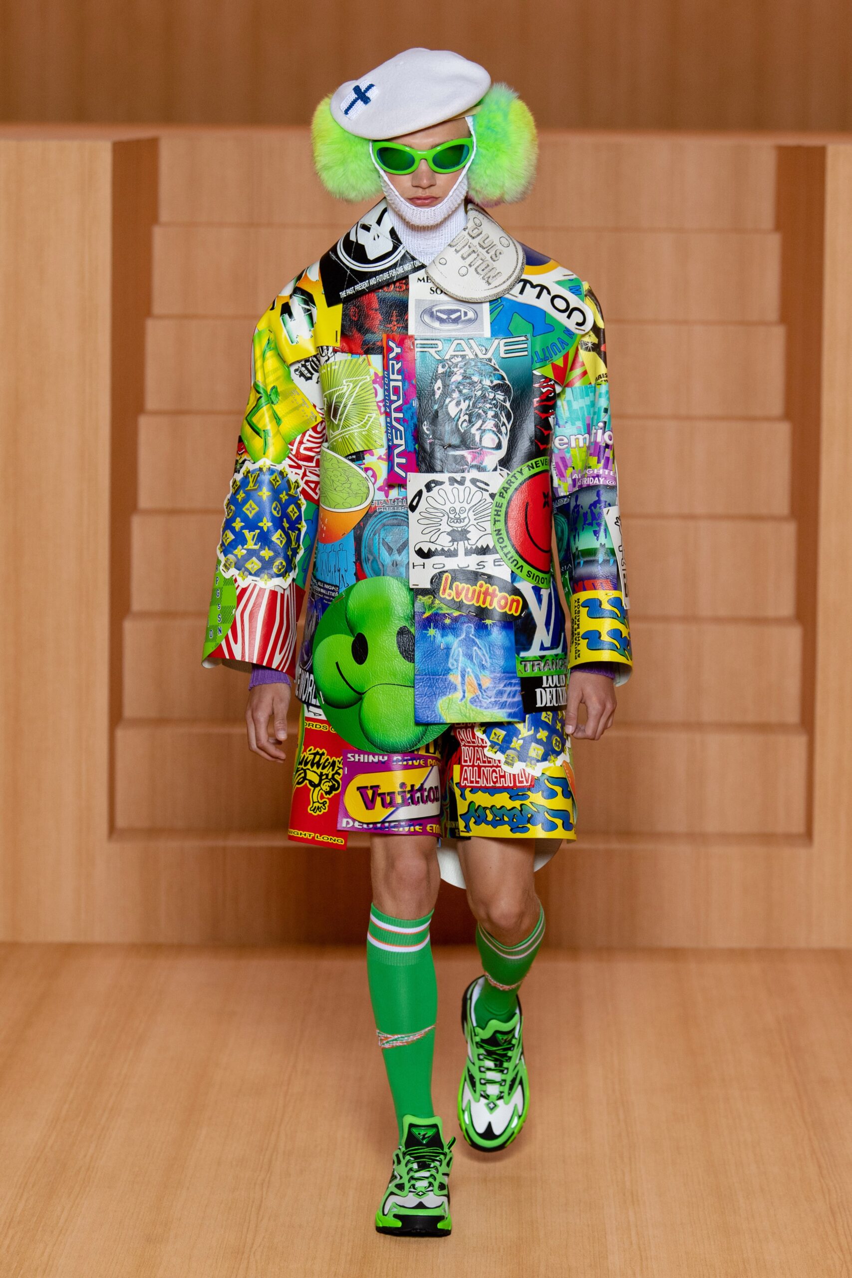 Louis Vuitton S/S 22 Menswear Look 33