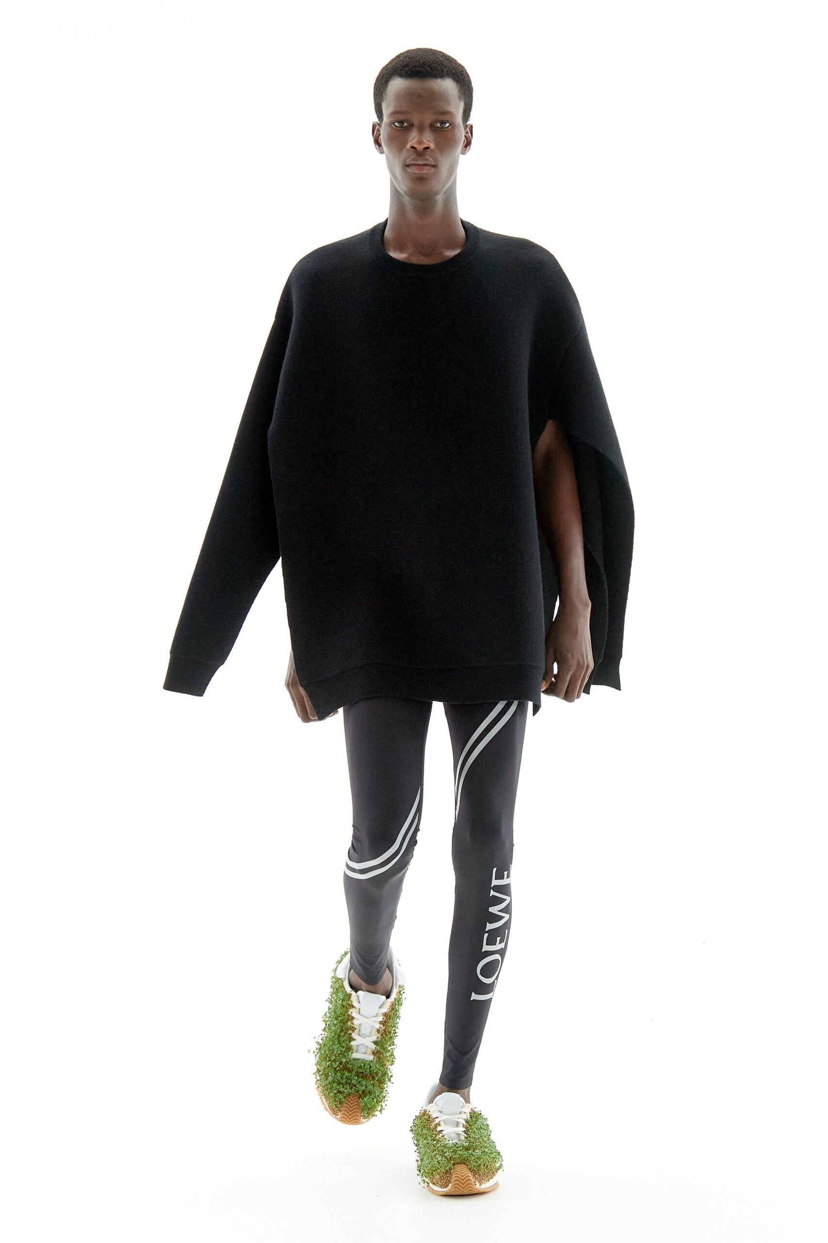 Loewe S/S 23 Menswear Look 32