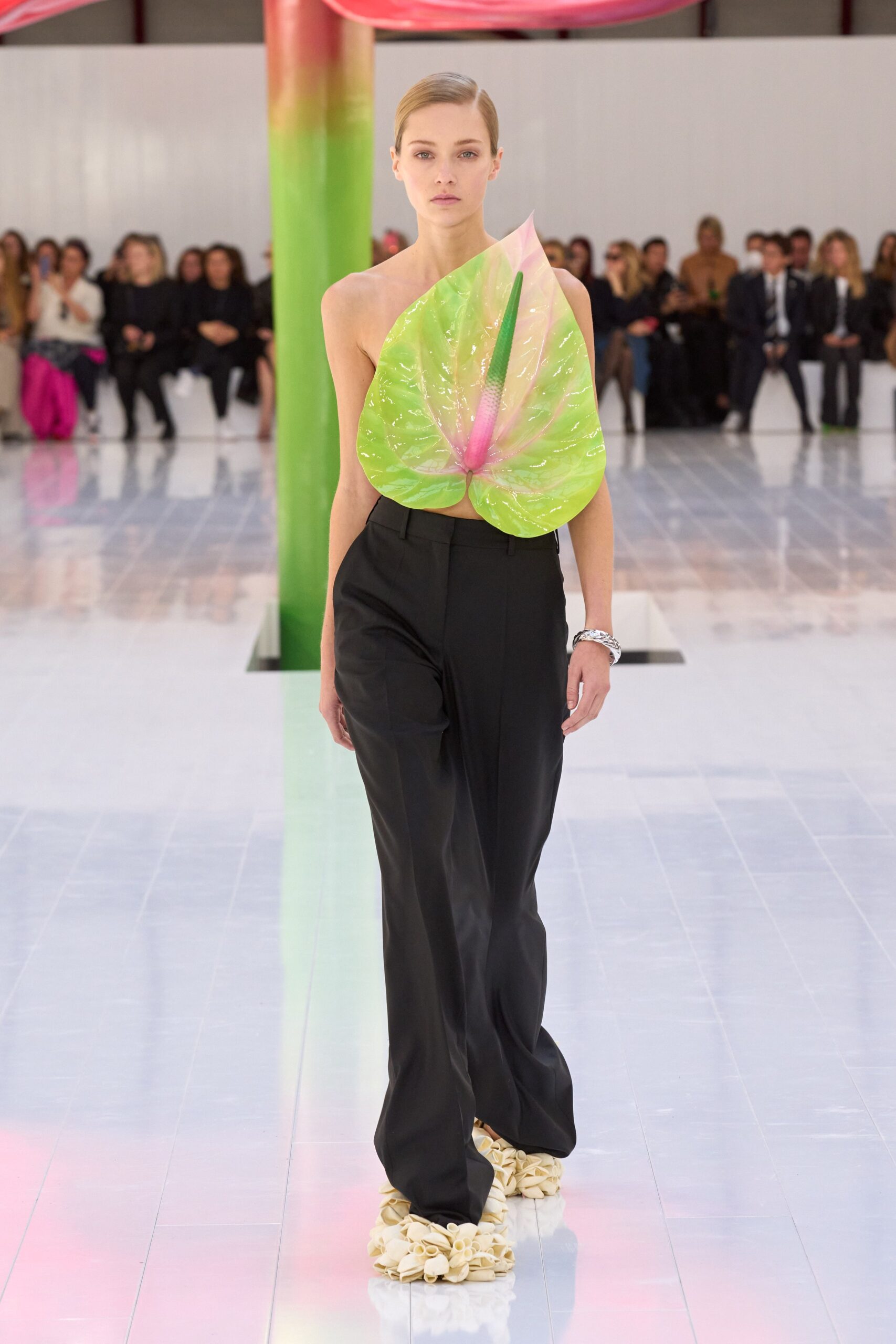 Loewe S/S 23 Look 32