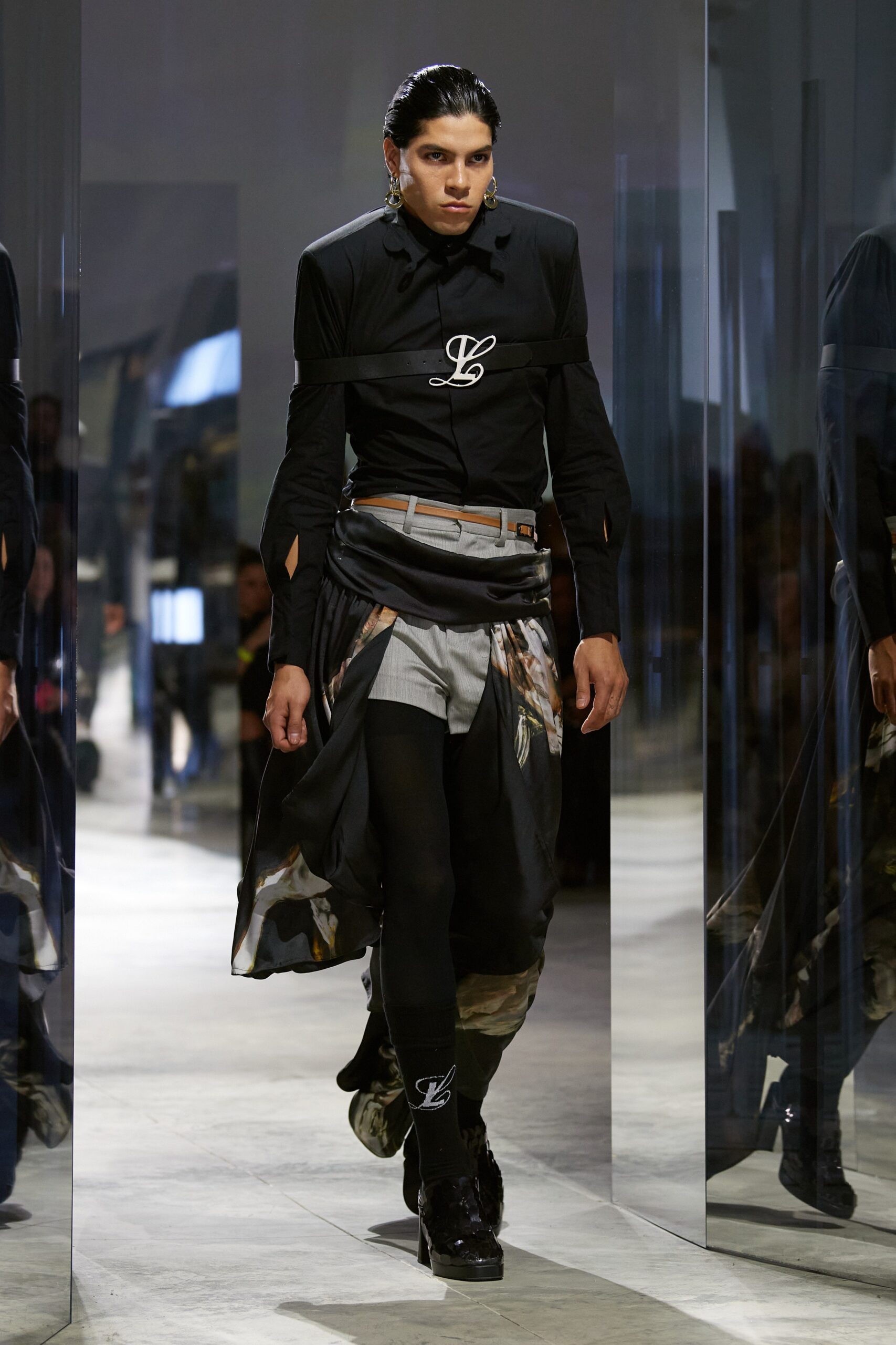 Luar F/W 23 Look 32