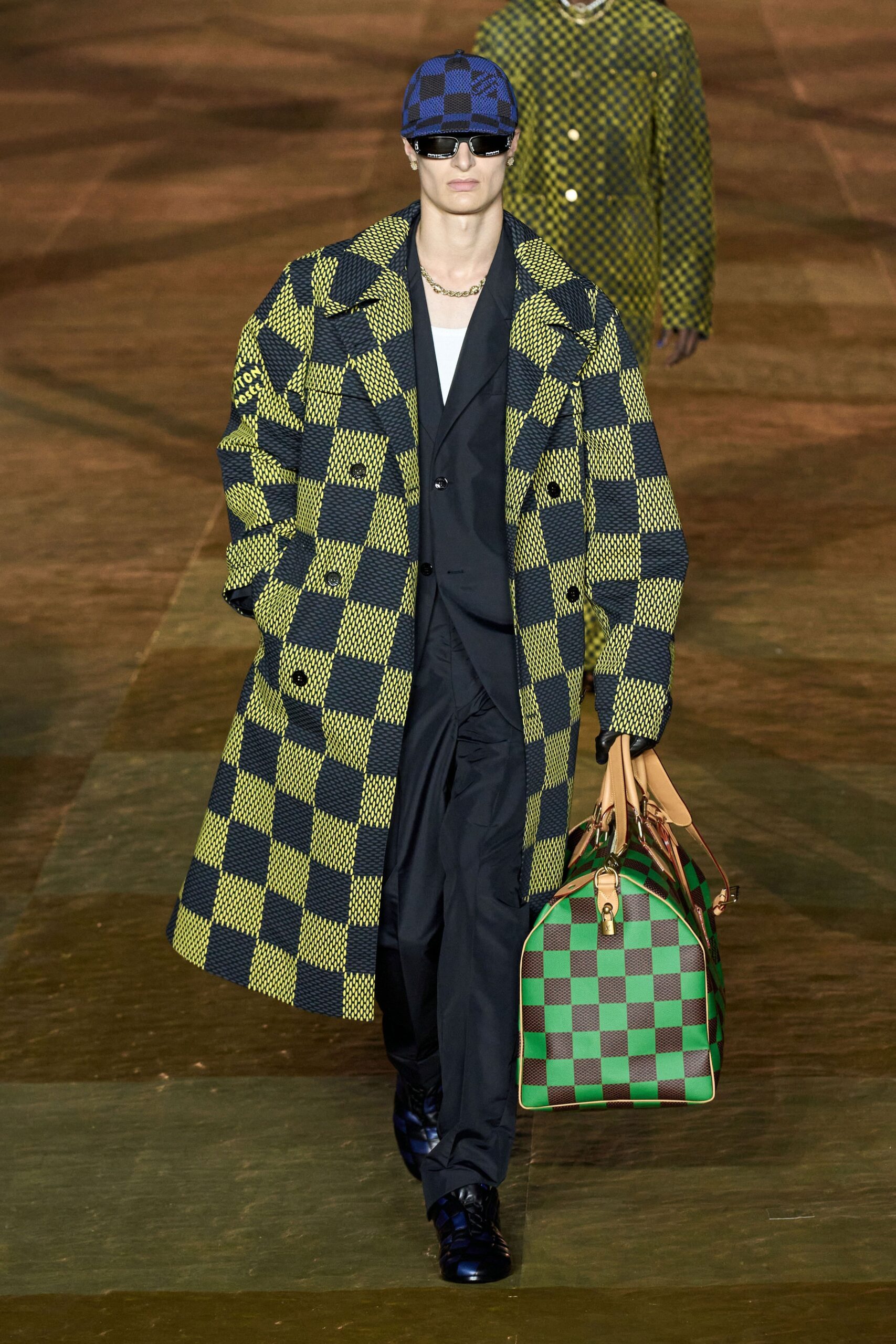 Louis Vuitton S/S 24 Menswear Look 33