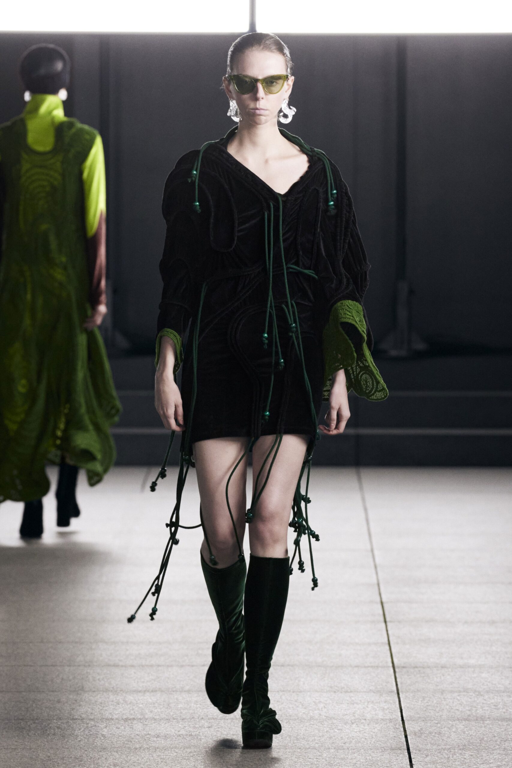 Mame Kurogouchi F/W 22 Look 33