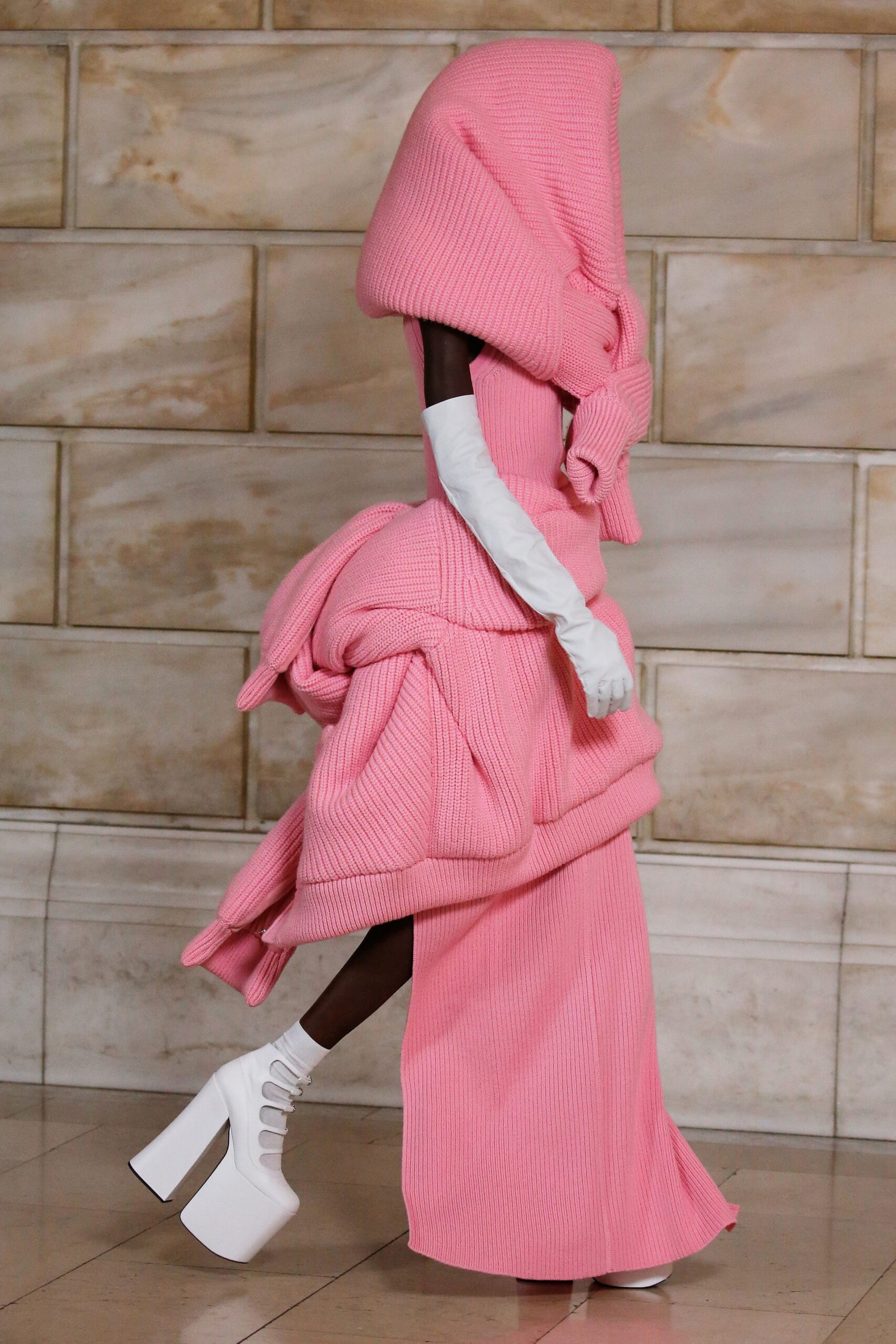 Marc Jacobs F/W 22 Look 33