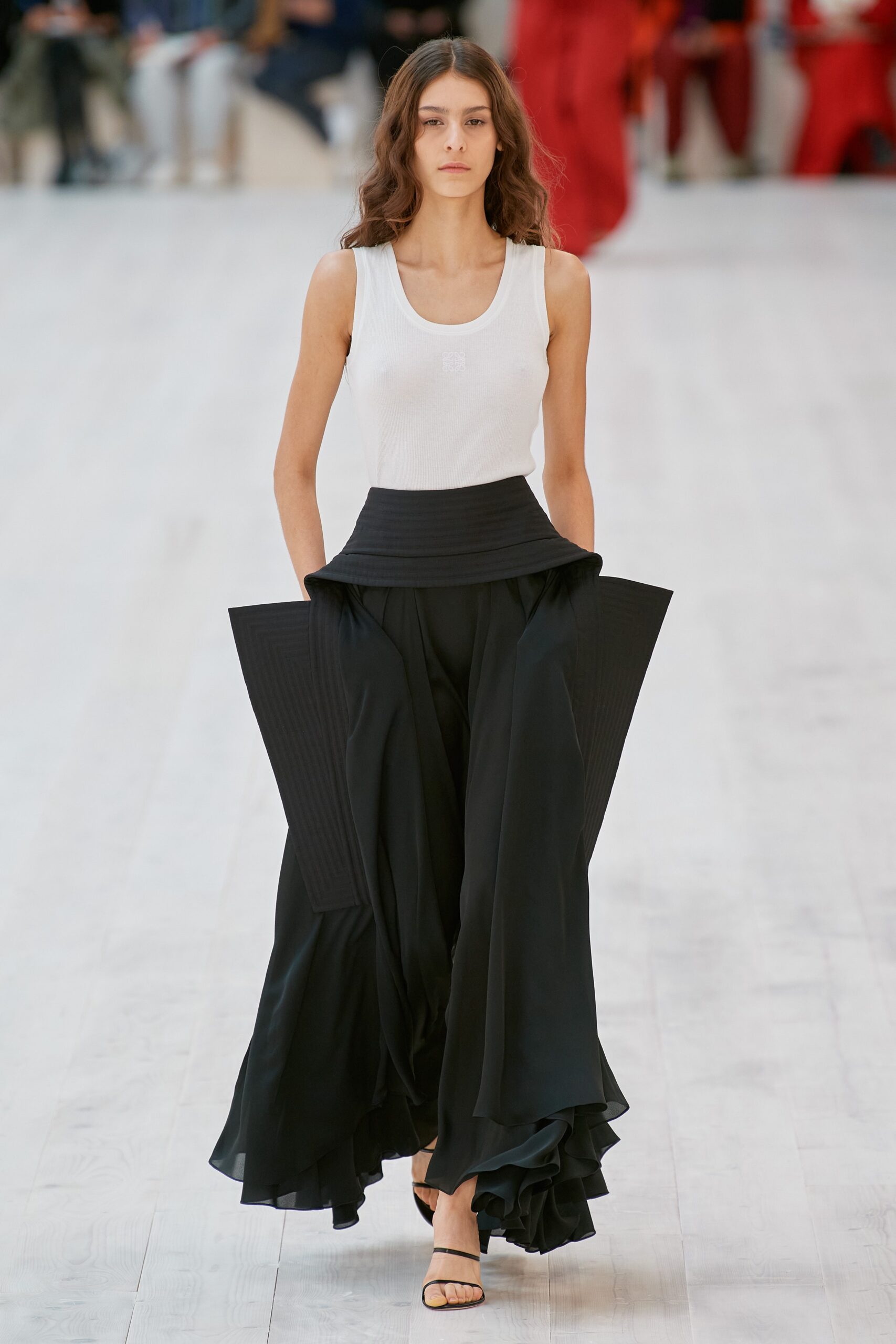 Loewe S/S 22 Look 34