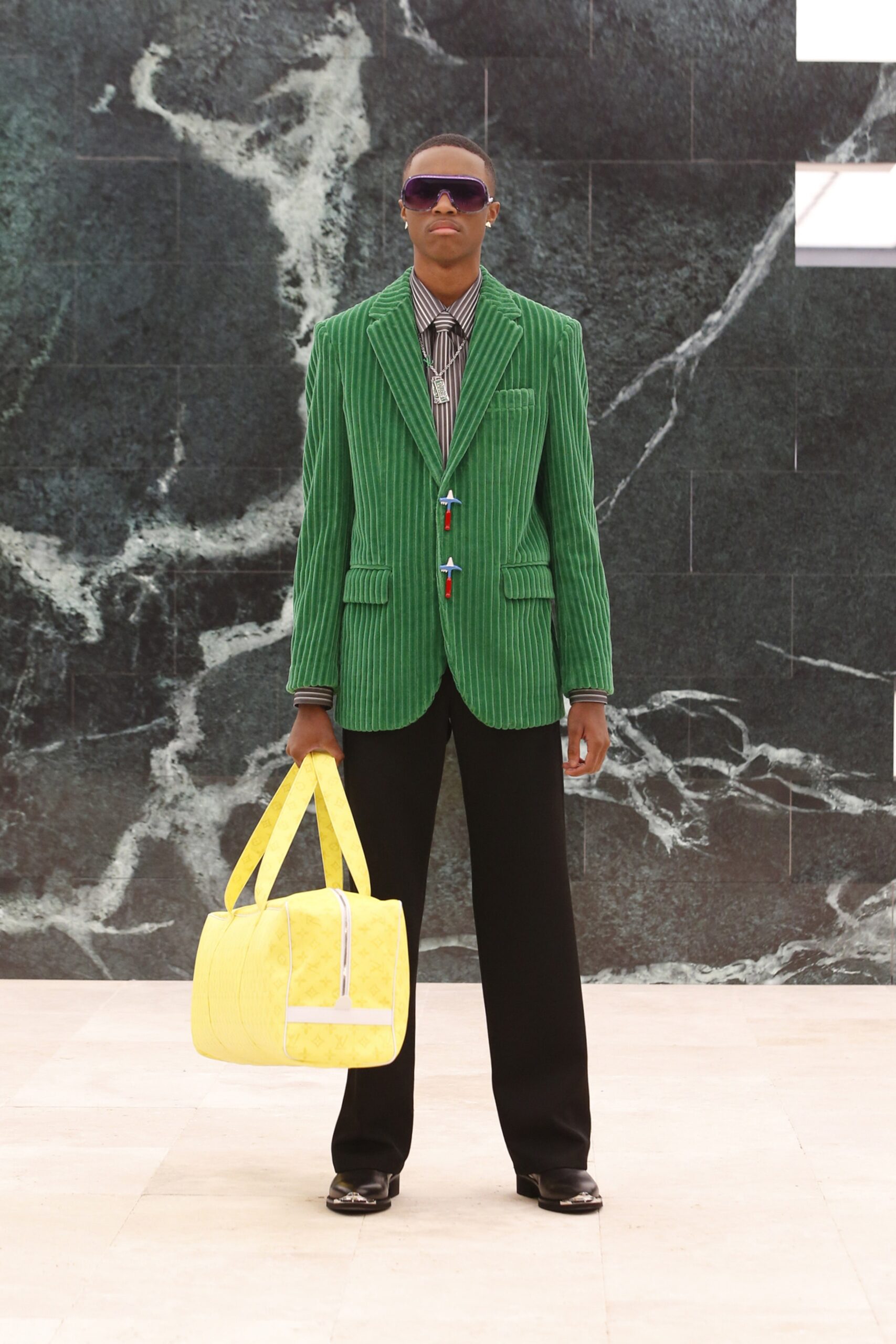 Louis Vuitton F/W 21 Menswear Look 34