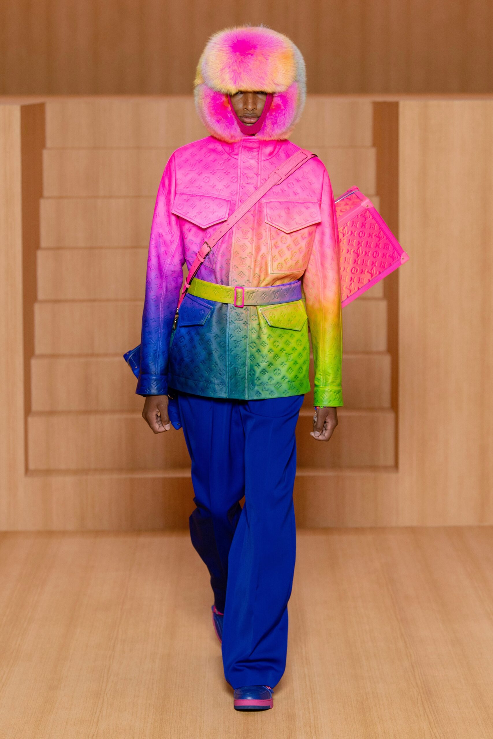 Louis Vuitton S/S 22 Menswear Look 35