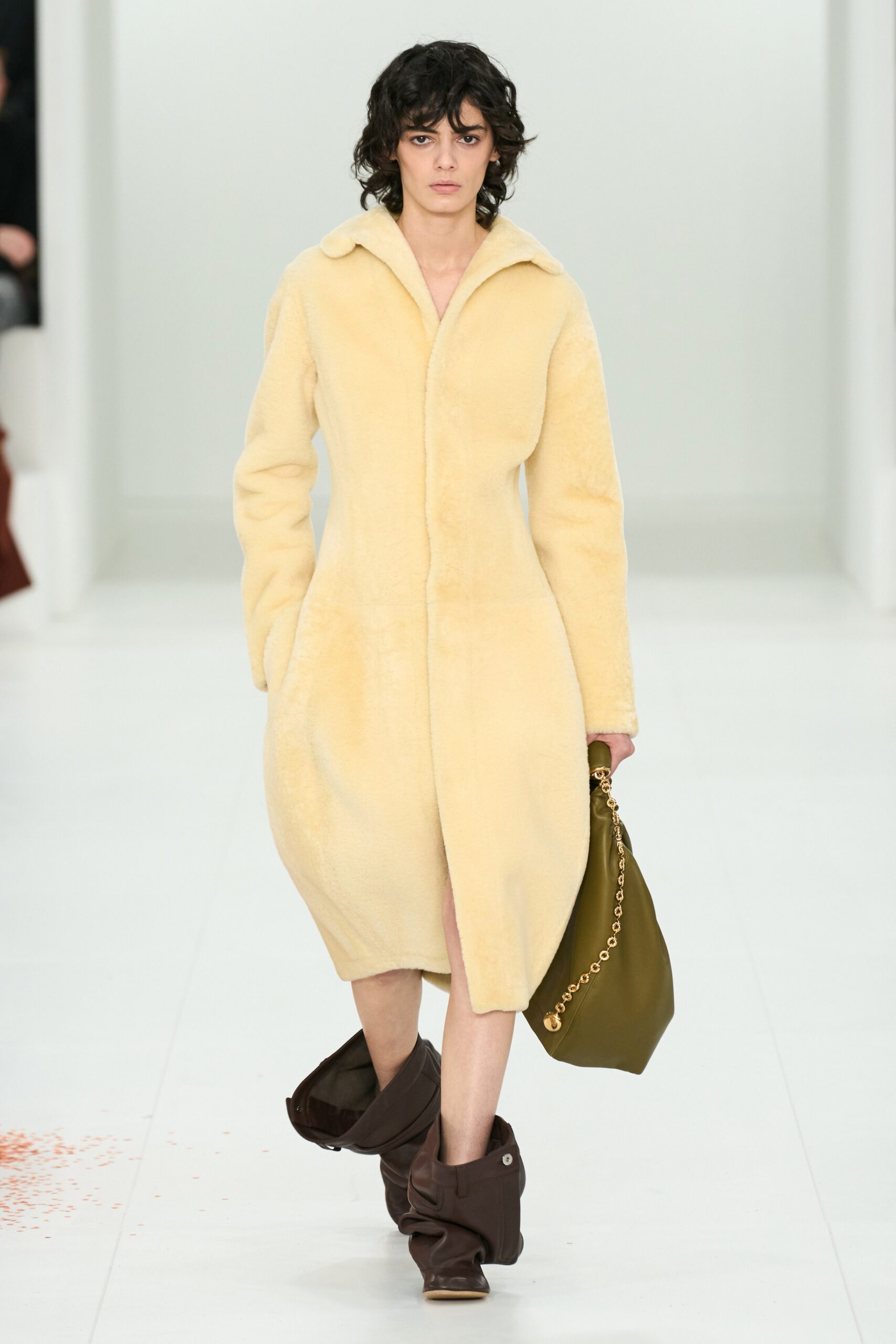 Loewe F/W 23 Look 34