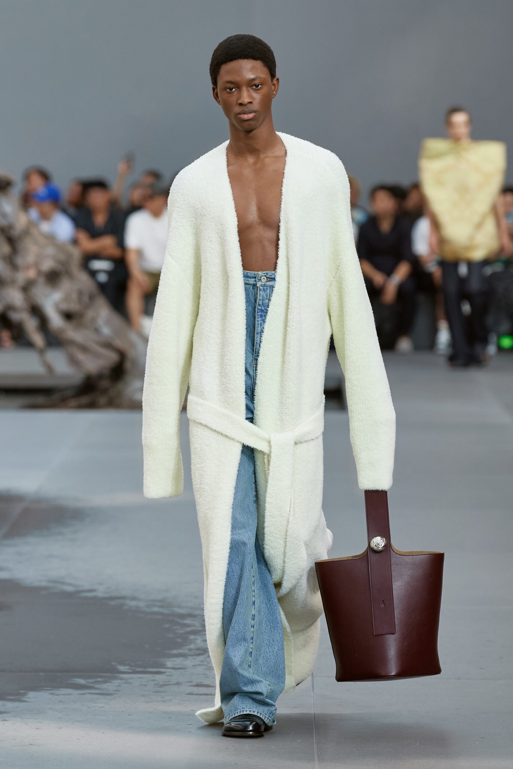 Loewe S/S 24 Menswear Look 34