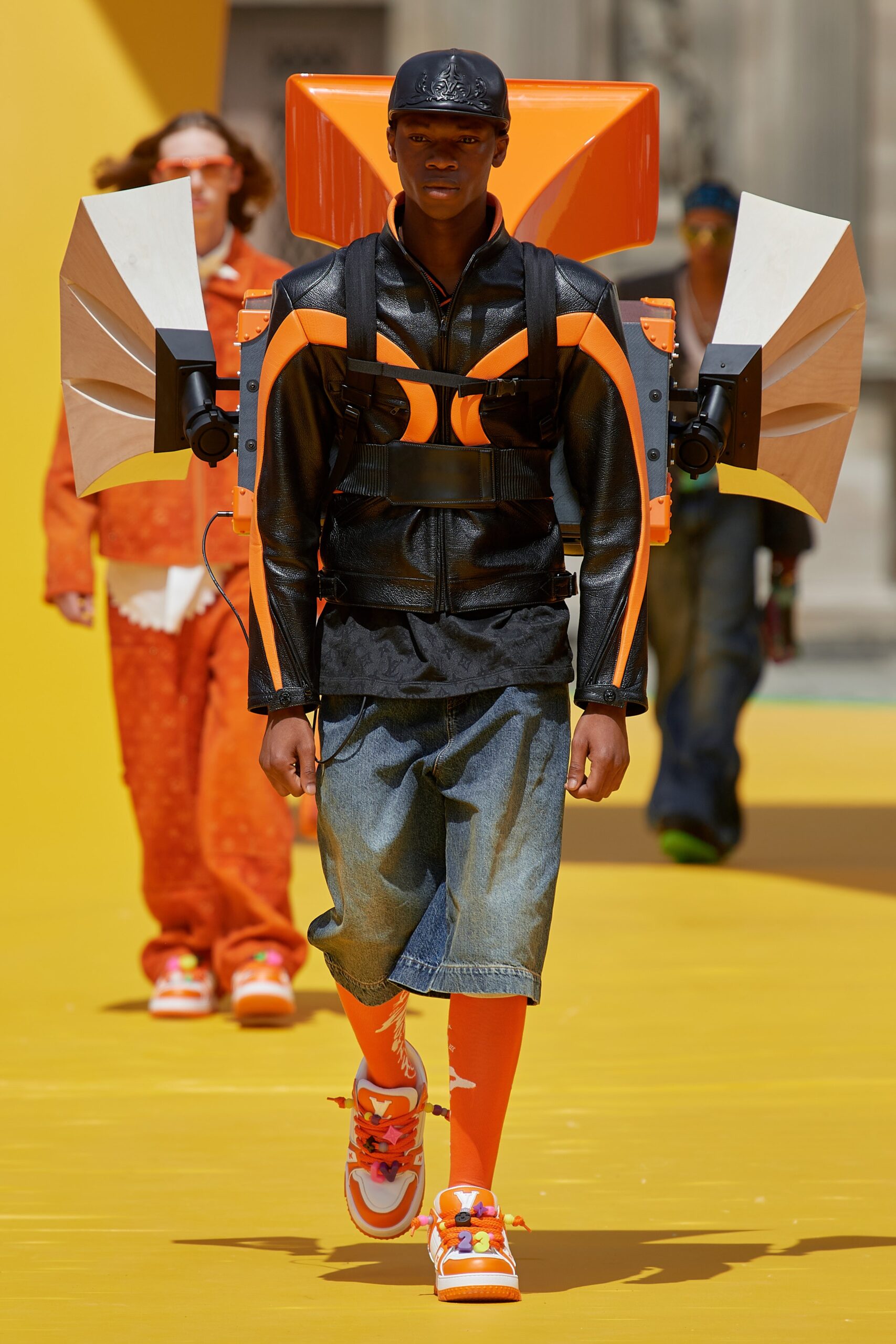 Louis Vuitton S/S 23 Menswear Look 29