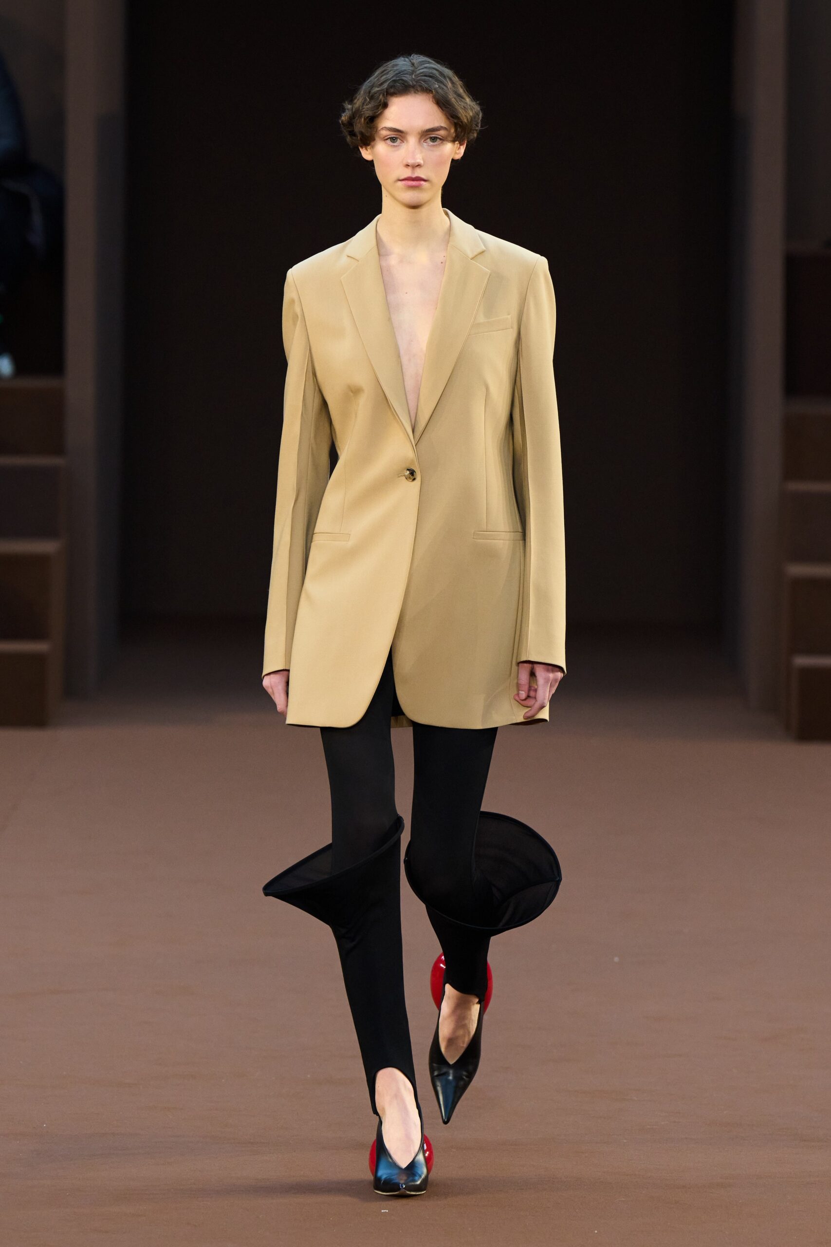 Loewe F/W 22 Look 35