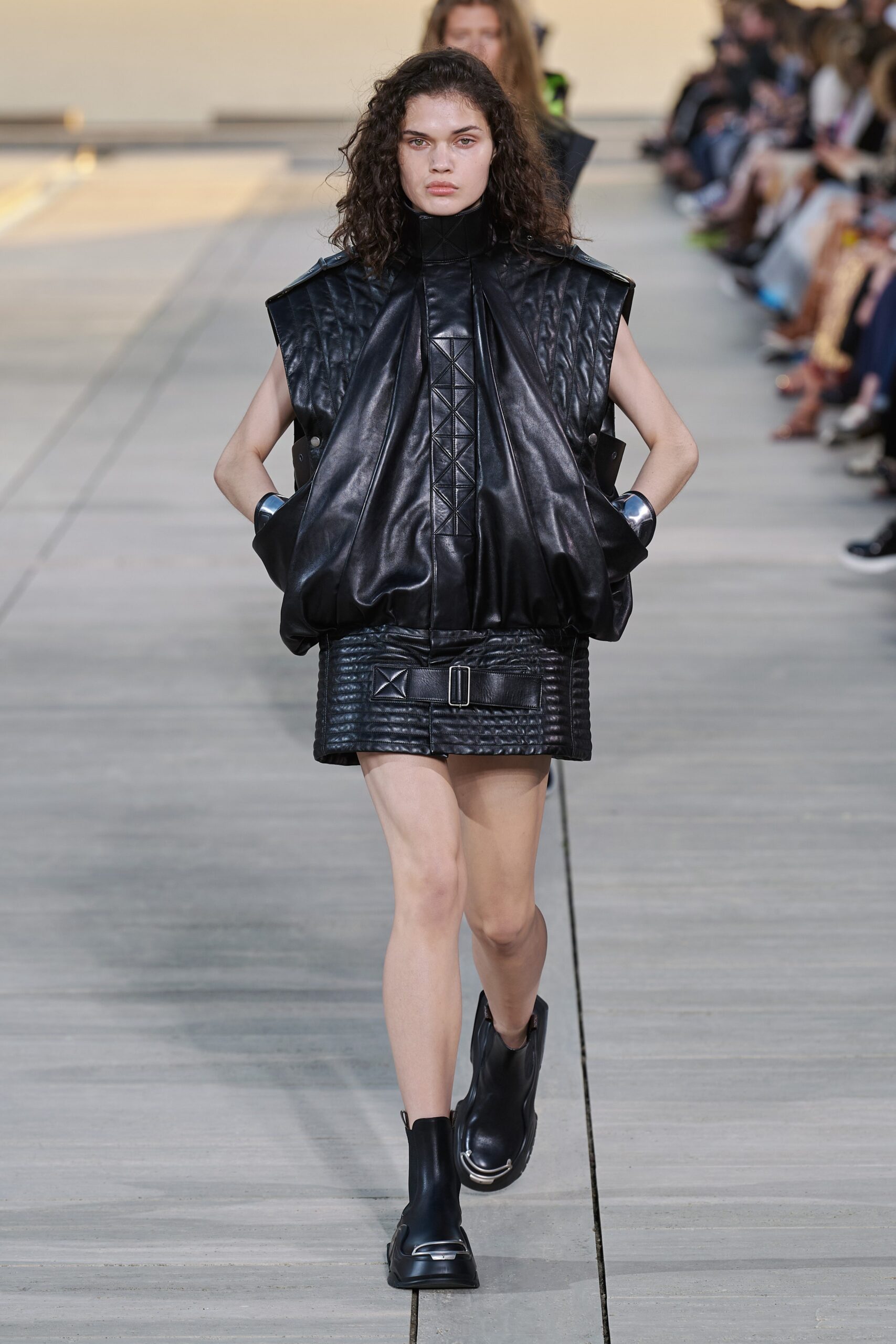 Louis Vuitton Resort 23 Look 35