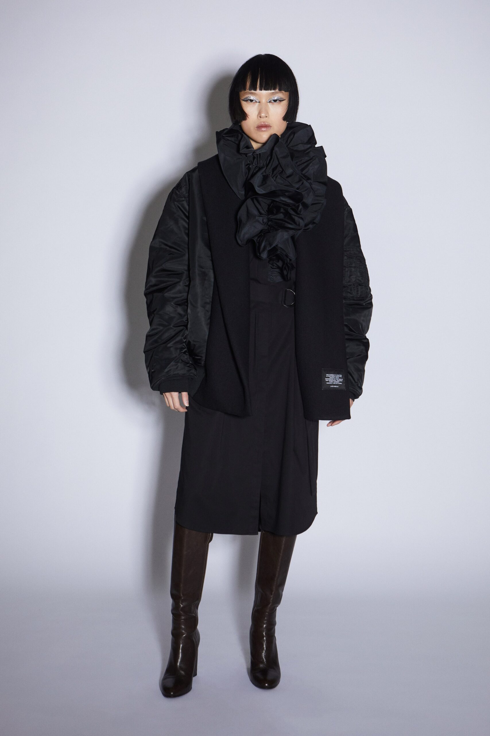 Lutz Huelle F/W 22 Look 34