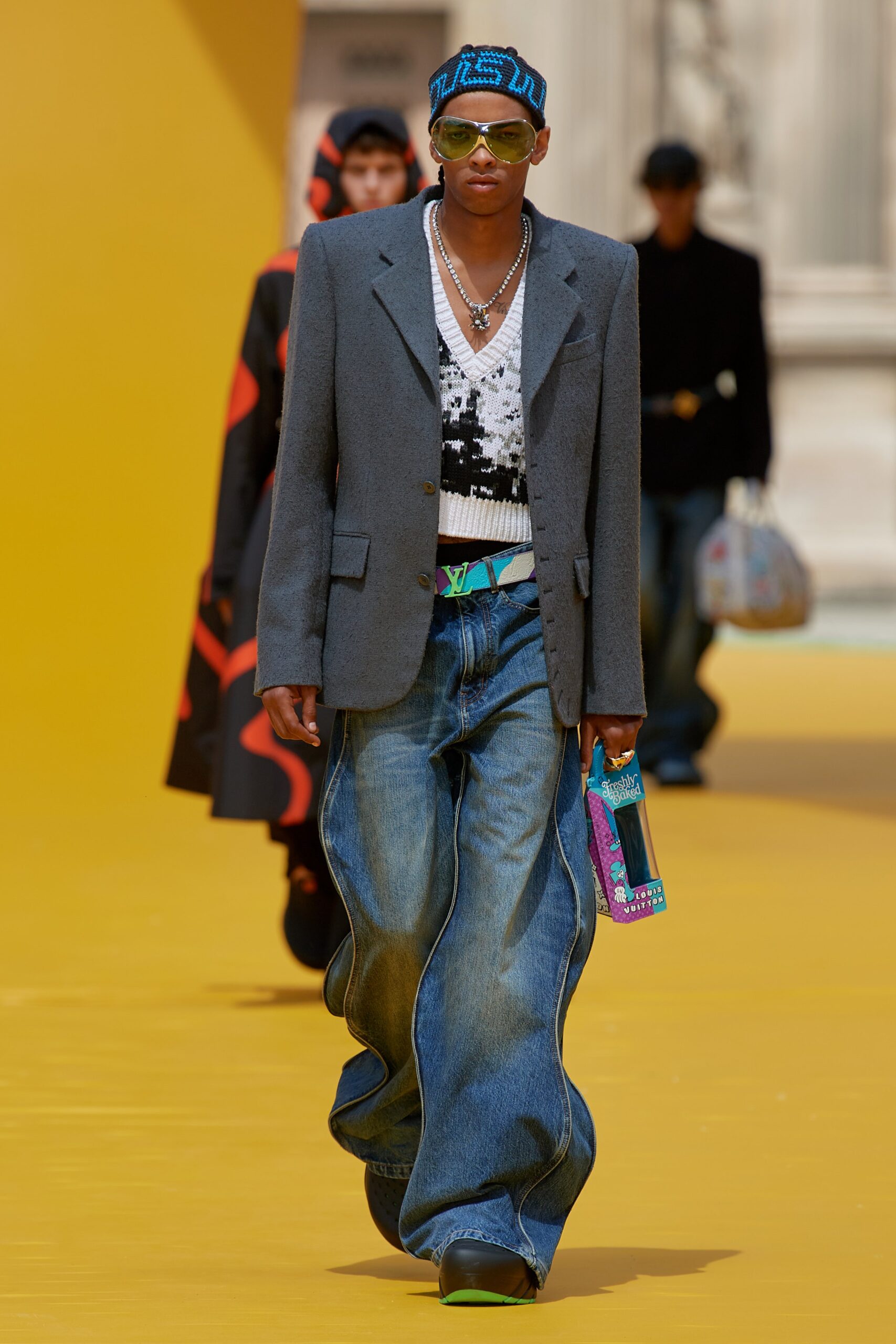 Louis Vuitton S/S 23 Menswear Look 31