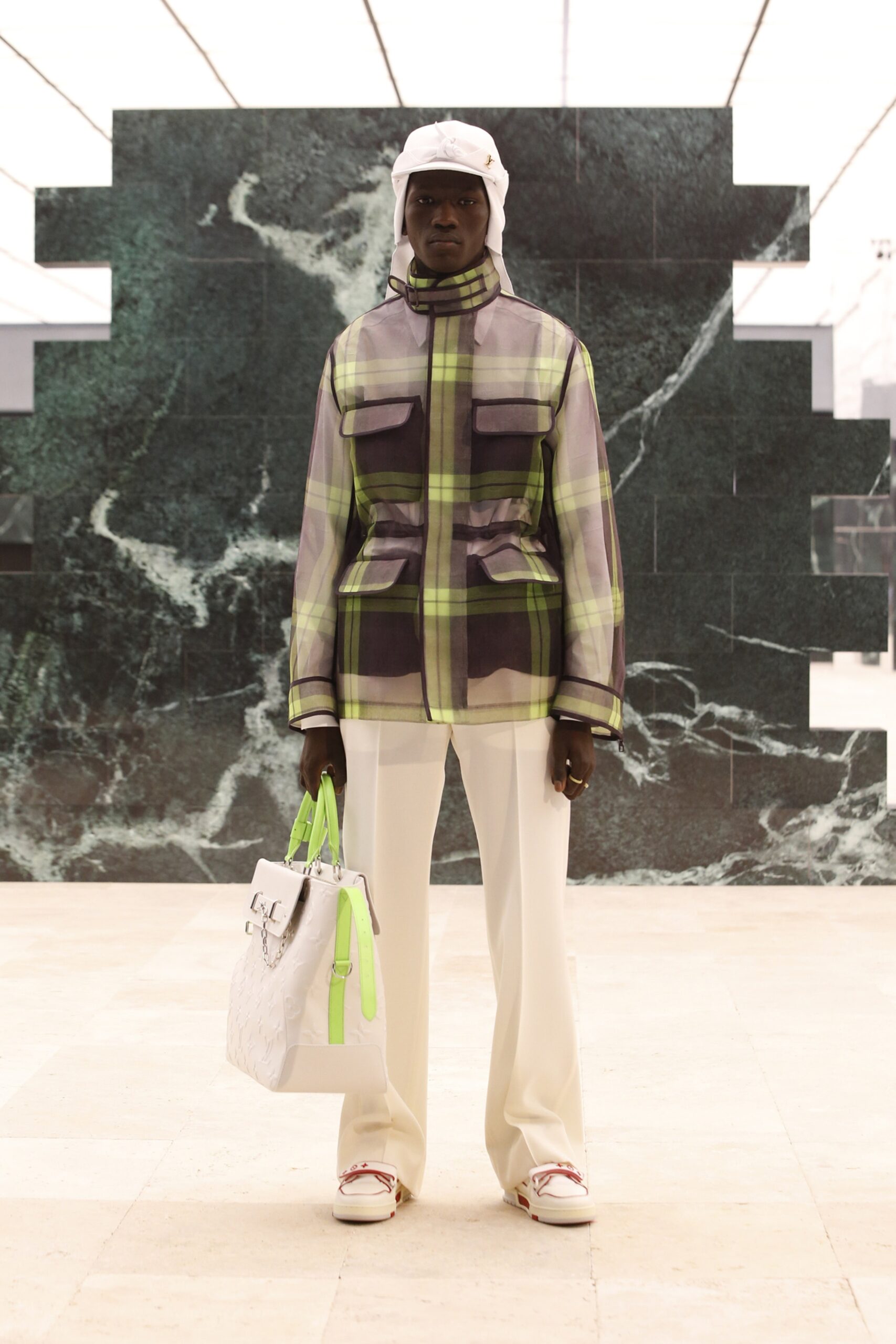Louis Vuitton F/W 21 Menswear Look 37