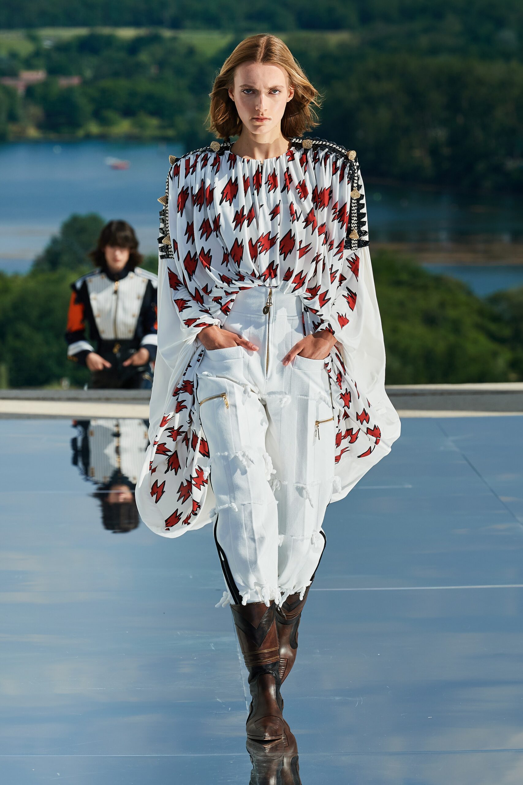 Louis Vuitton Resort 22 Look 37