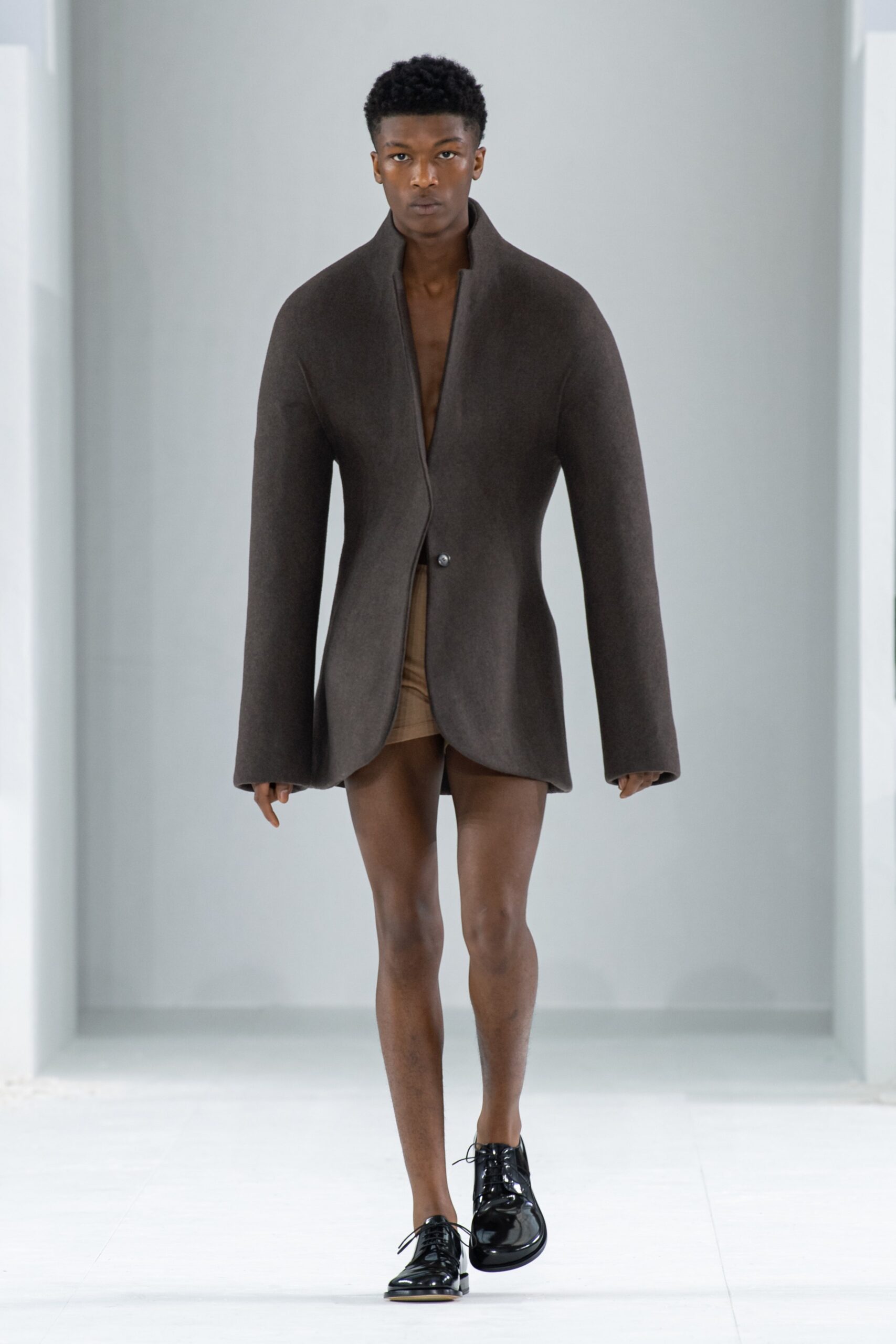 Loewe F/W 23 Menswear Look 37