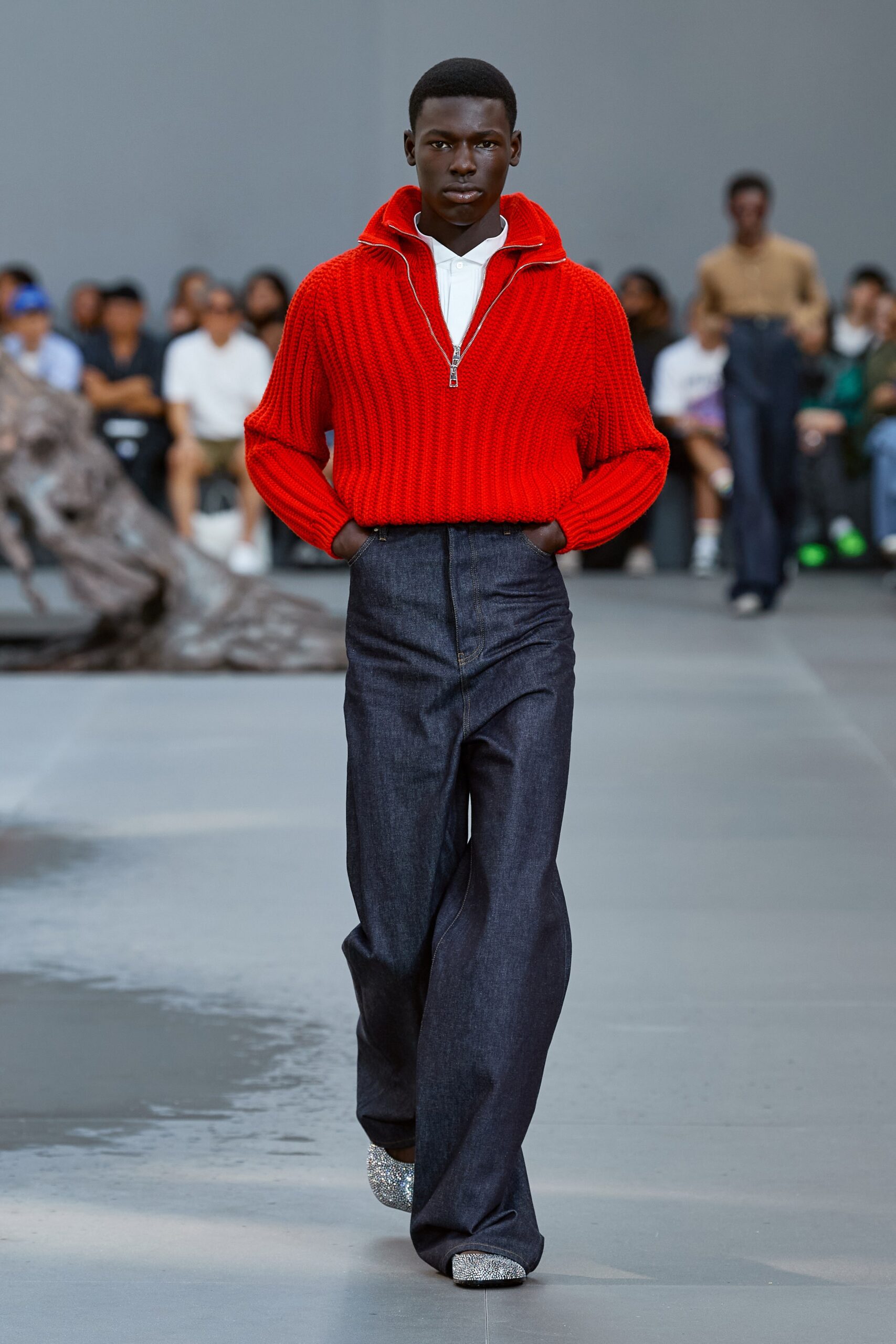 Loewe S/S 24 Menswear Look 37