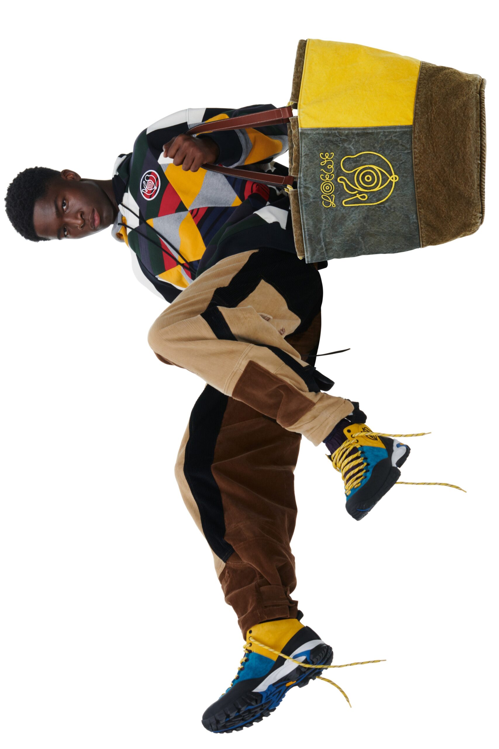 Loewe F/W 21 Menswear Look 38