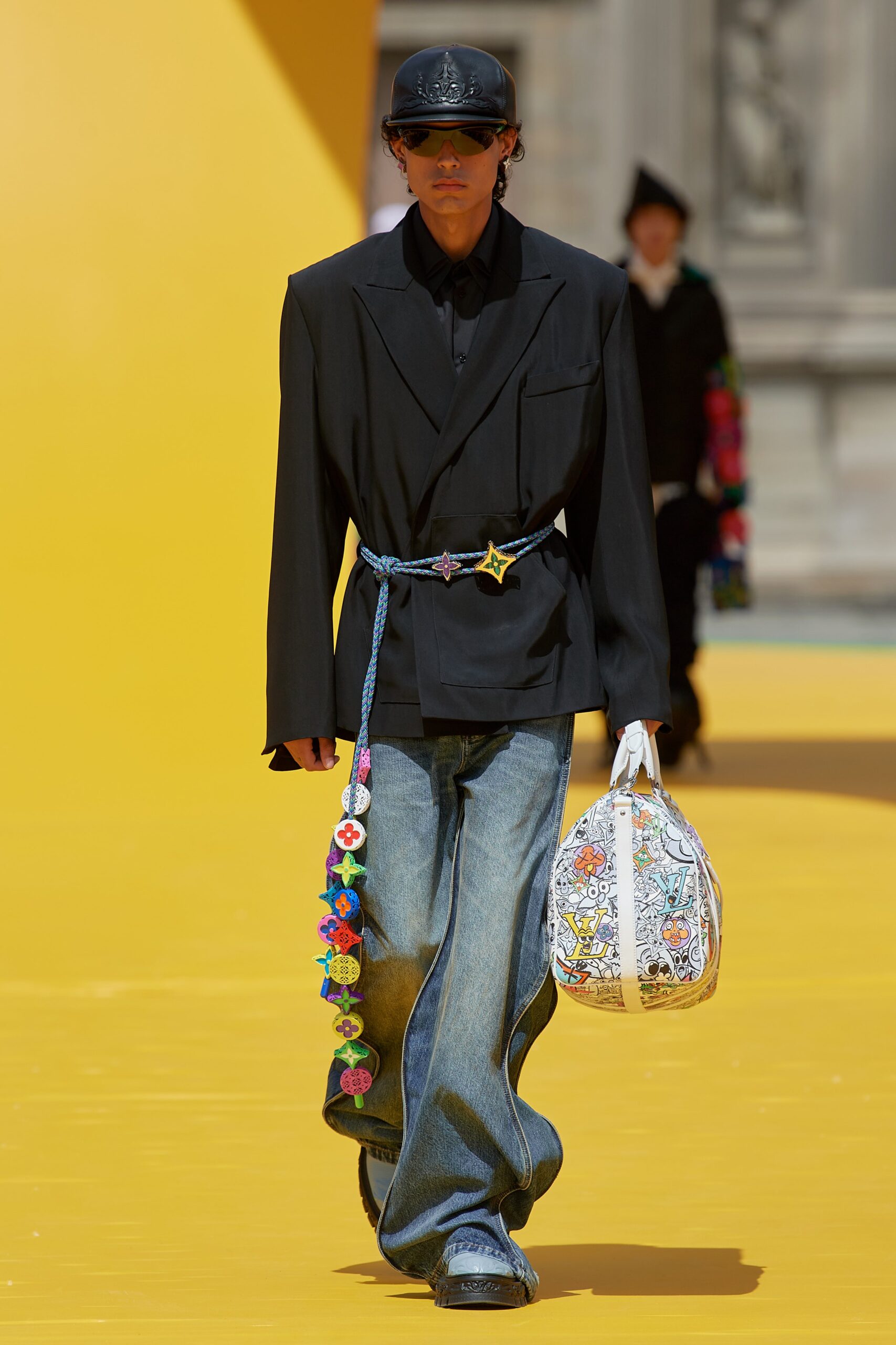 Louis Vuitton S/S 23 Menswear Look 33